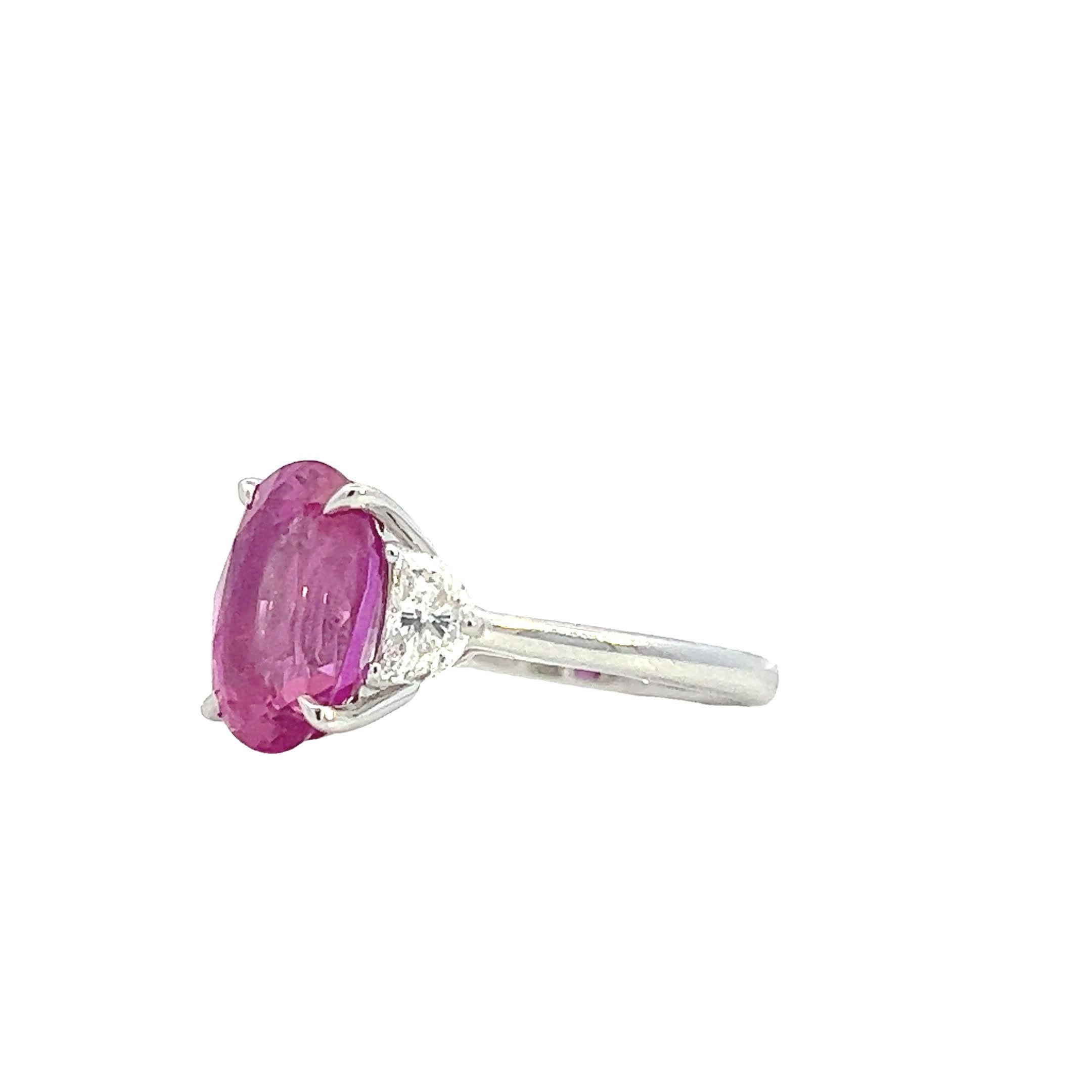 Blühende Brillanz: rosa Saphir und Diamant Damen im Angebot