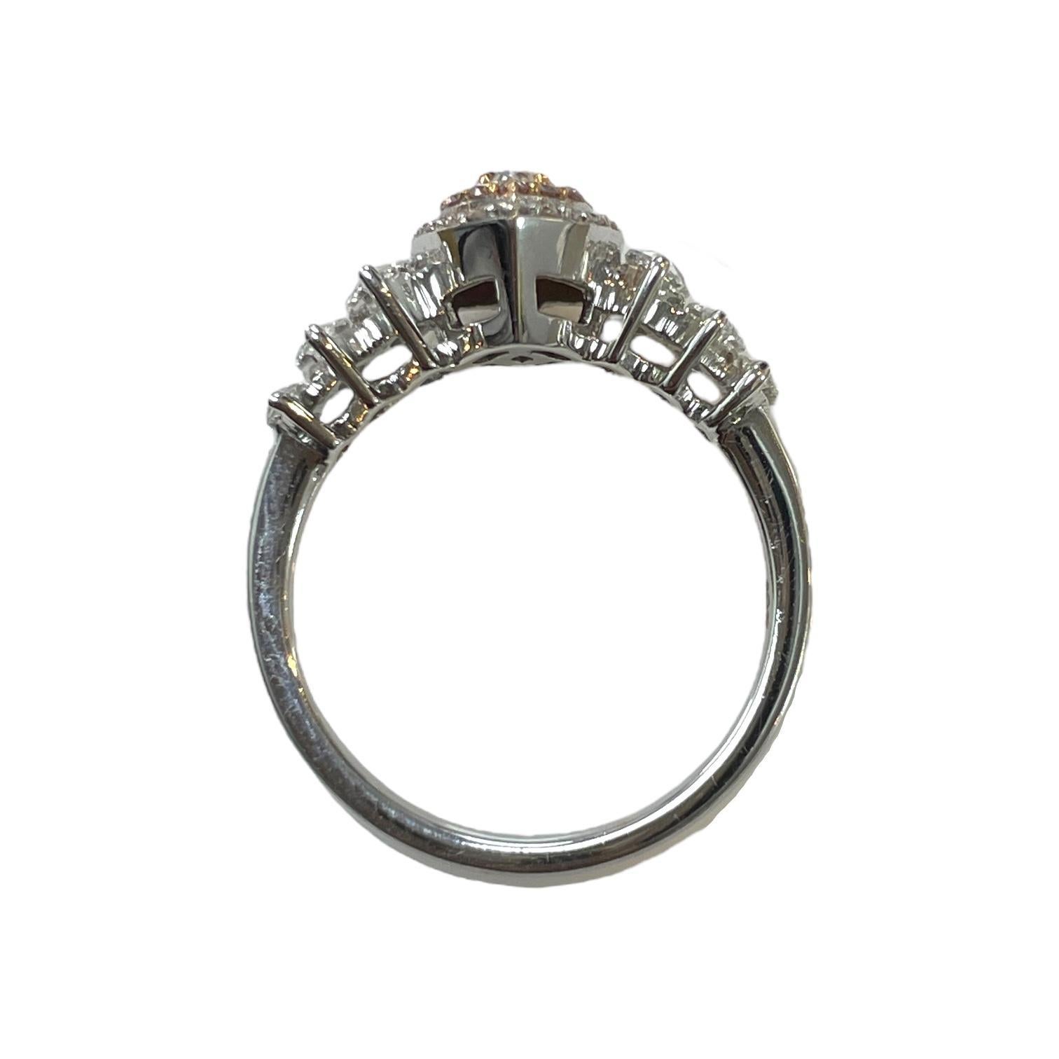 Te presentamos el exquisito Anillo de Diamantes Naturales Marquesa Rosa 