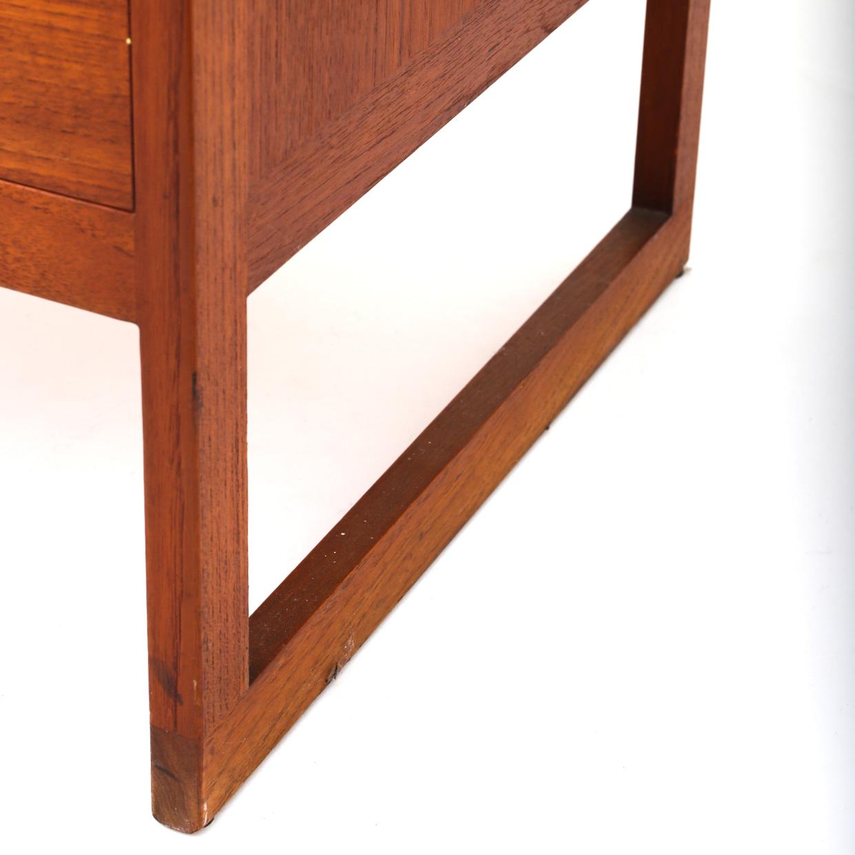 BM 64 - Cómoda de teca de Børge Mogensen Danés en venta