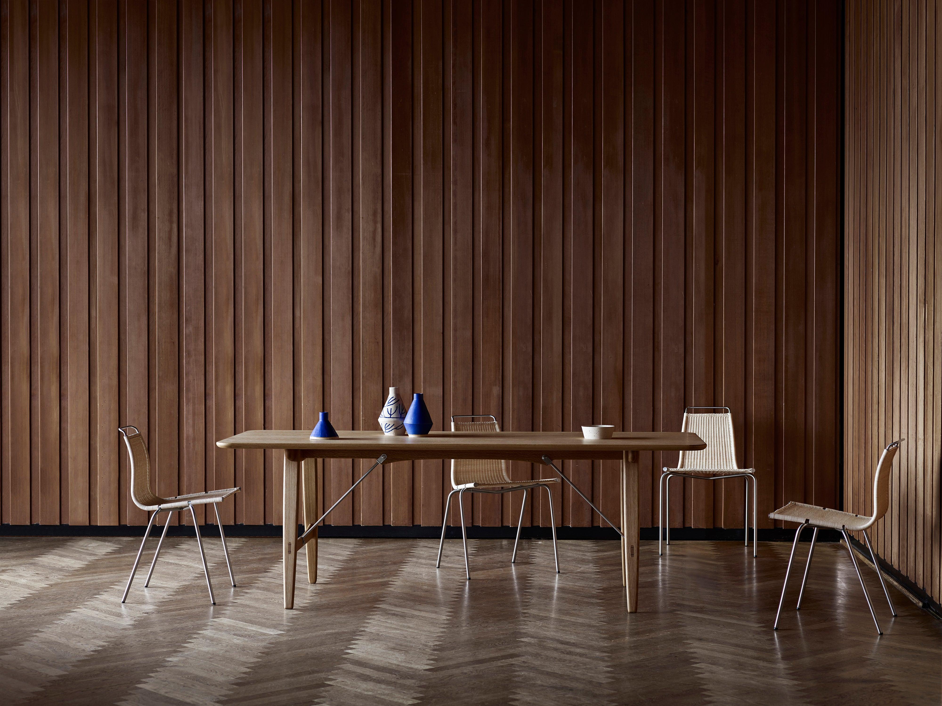 Mesa de caza BM1160 en roble aceitado con barras de acero inoxidable by Børge Mogensen Danés