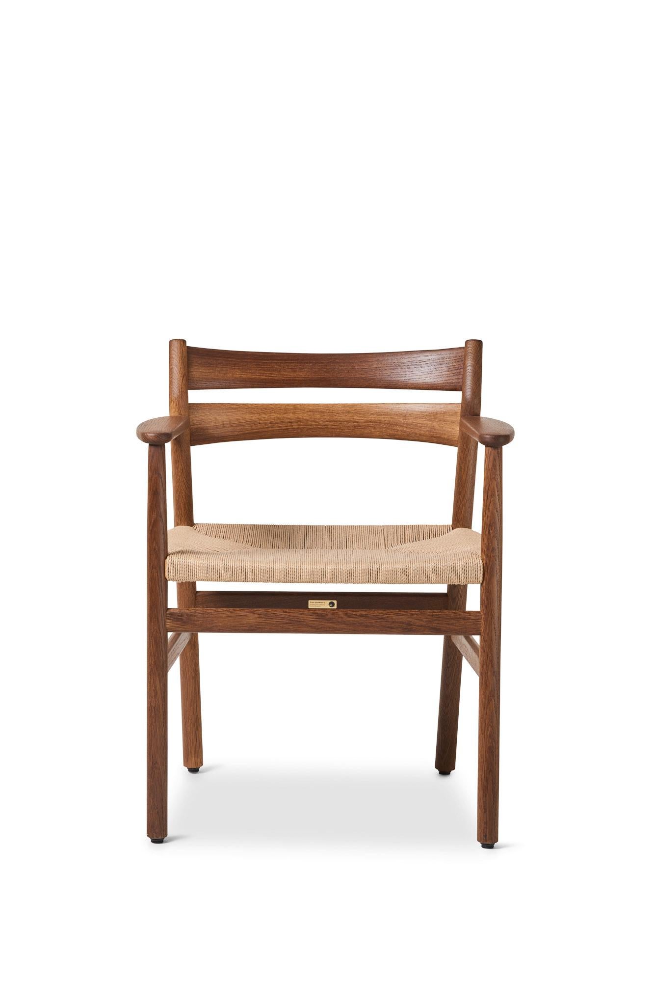 BM2 Chair
Solid oak frame, paper cordel seat
Dimensions : H78 x 44 x 51 cm (seat height 46cm)

Wood:
– Oak
– Smoked oak
– Black lacquered oak

Paper cordel:
– Natural
– Black

-- 
The collection of chairs BM1 and BM2, signed by DK3,