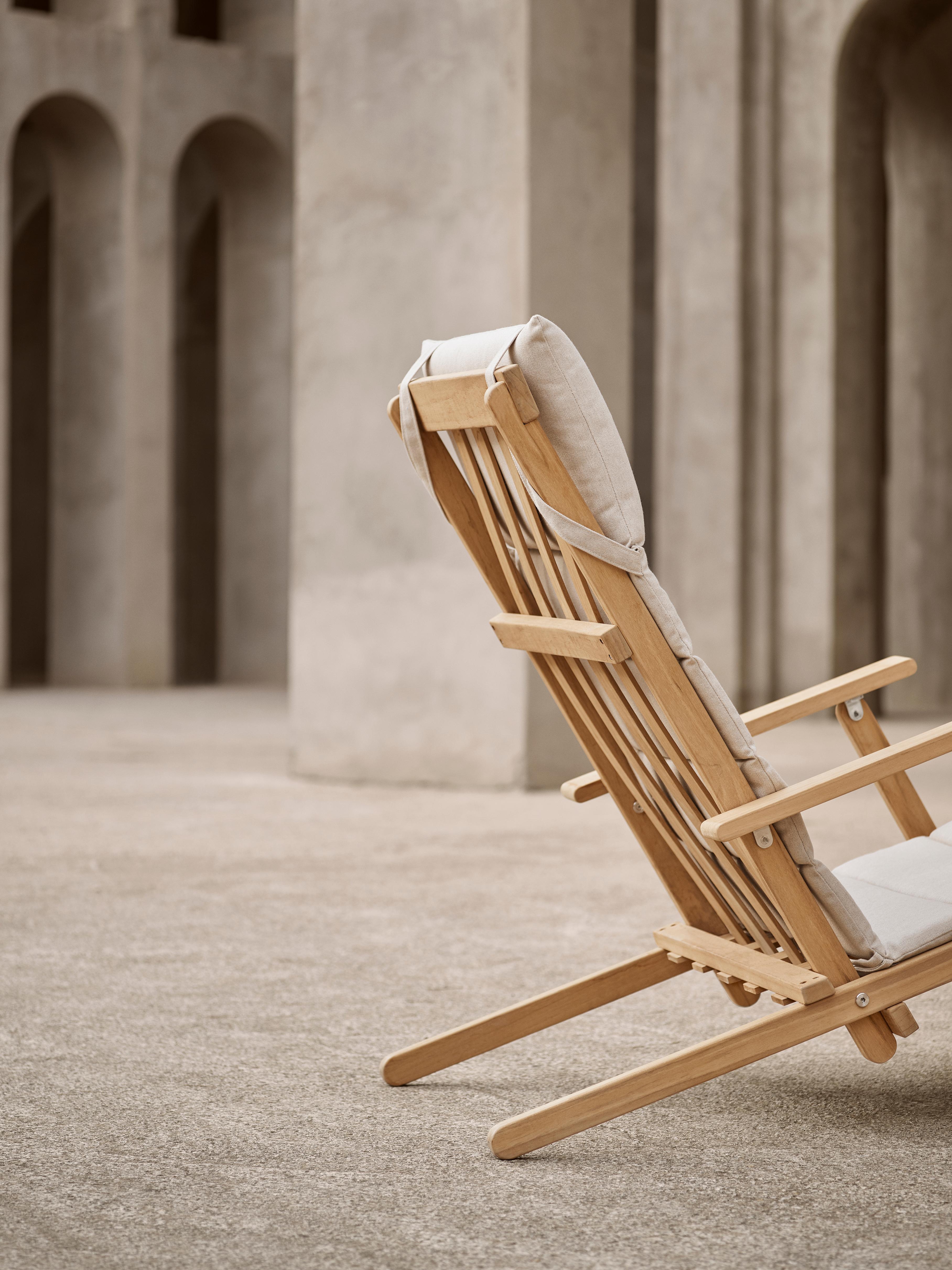 BM5568 Deck Chair with Cushion by Børge Mogensen 8