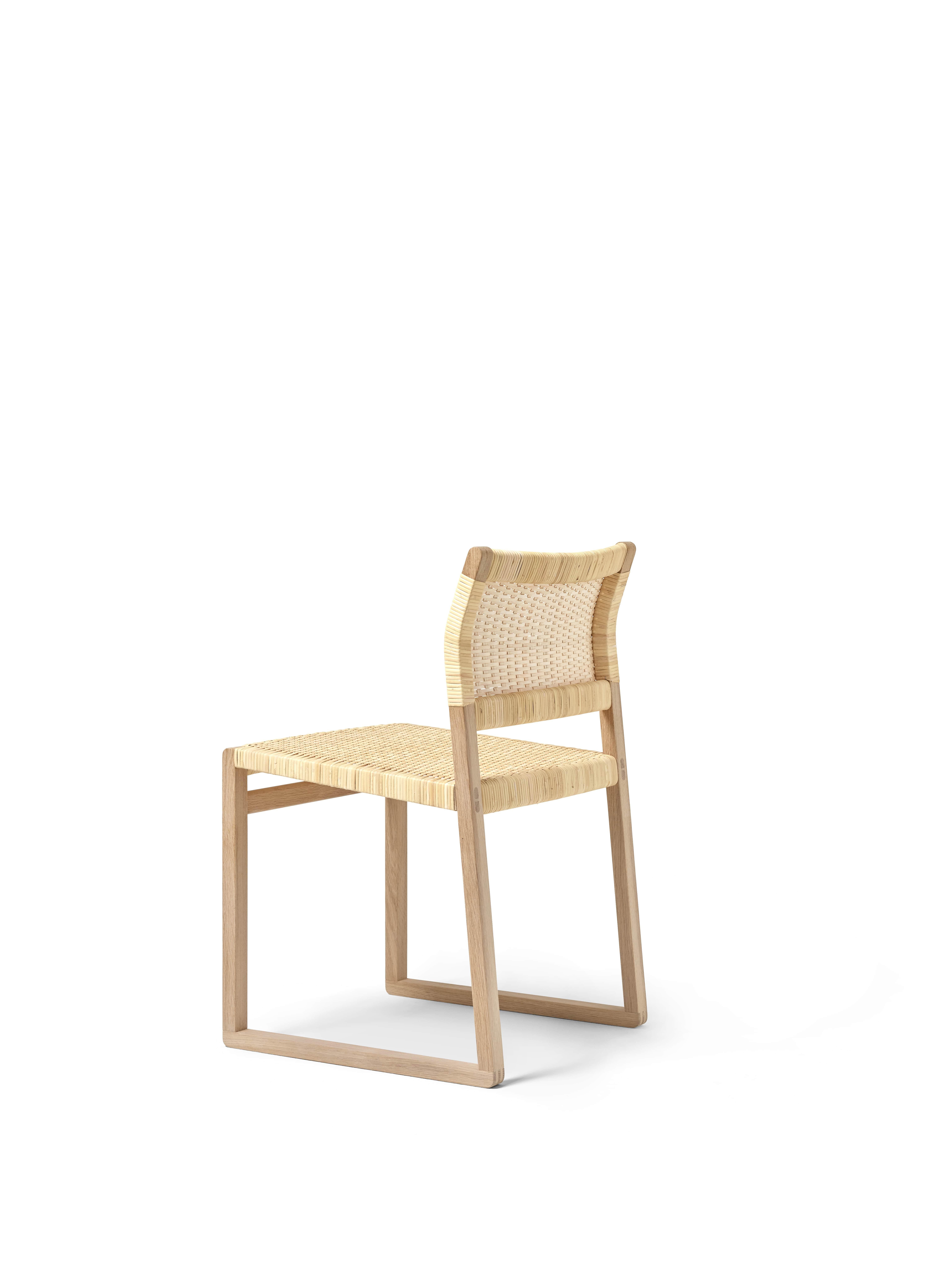 Scandinavian Modern BM61 Chair, Lacquered Oak/Natural Cane Wicker, by Børge Mogensen for Fredericia For Sale
