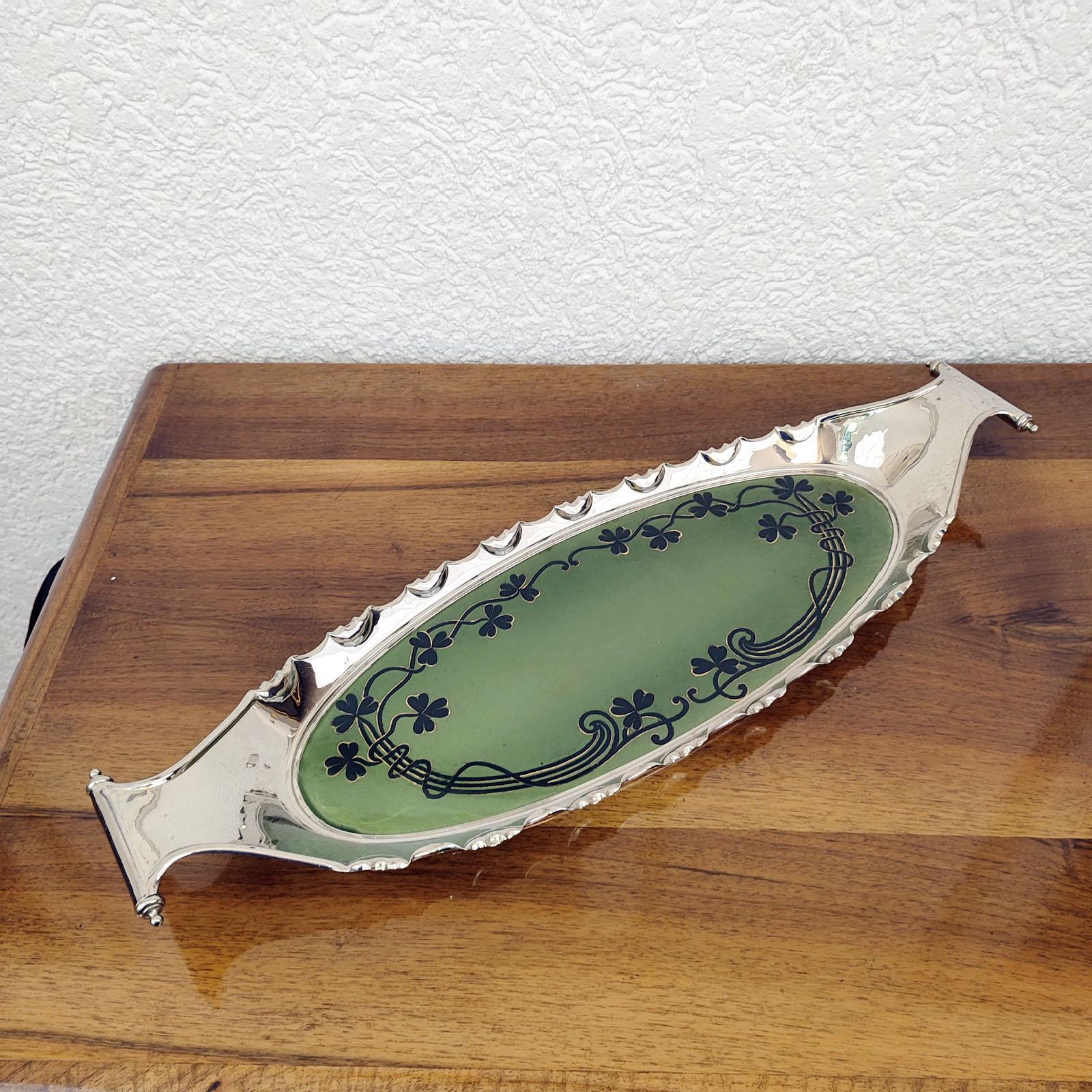 BMF y Villeroy & Boch Enorme bandeja para servir chapada en plata Jugendstil, hacia 1900 en Bueno estado para la venta en Bochum, NRW
