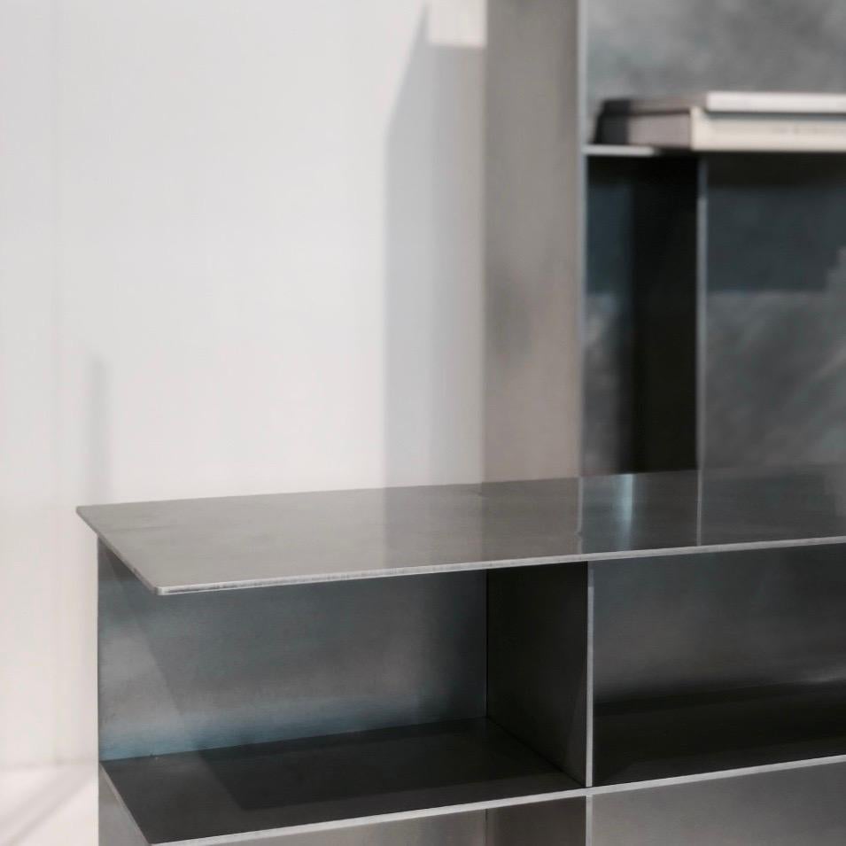 BNCH+ Multifunktionales Objekt aus Aluminium von Esther De Vos (21. Jahrhundert und zeitgenössisch) im Angebot