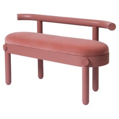 Banc courbé de bnf studio en bois de frêne et velours de mohair