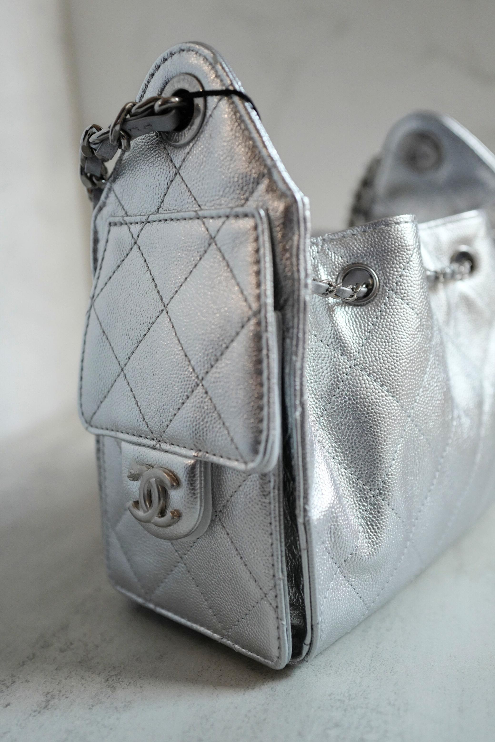BNIB Chanel 26C Mini Hobo Metallic Silver Grained Calfskin Shoulder Bag 9