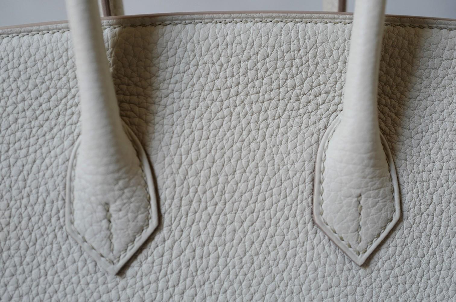 BNIB Bolso Hermès Birkin 25 Piel Beton Veau Togo con Herrajes Dorados K 2025 en venta 1