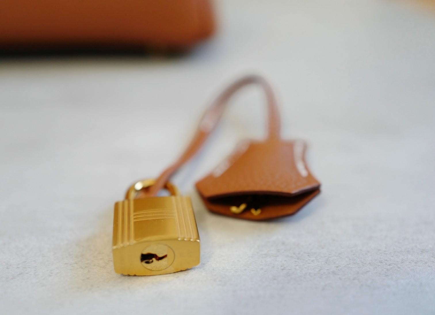 BNIB Hermès Birkin 25 Borsa in pelle Togo Oro con Hardware Oro Timbro K in vendita 5