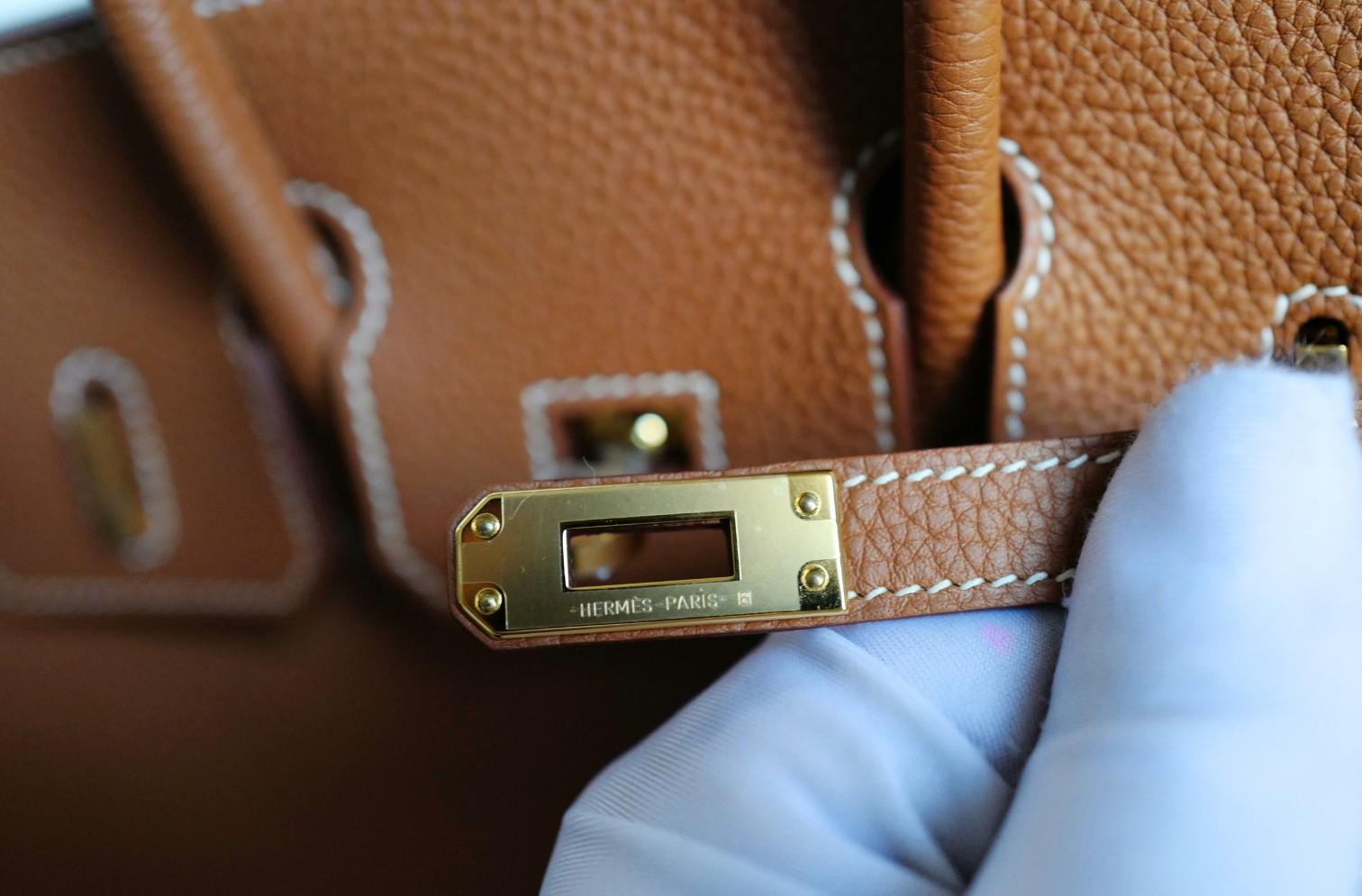 BNIB Hermès Birkin 25 Borsa in pelle Togo Oro con Hardware Oro Timbro K in vendita 6