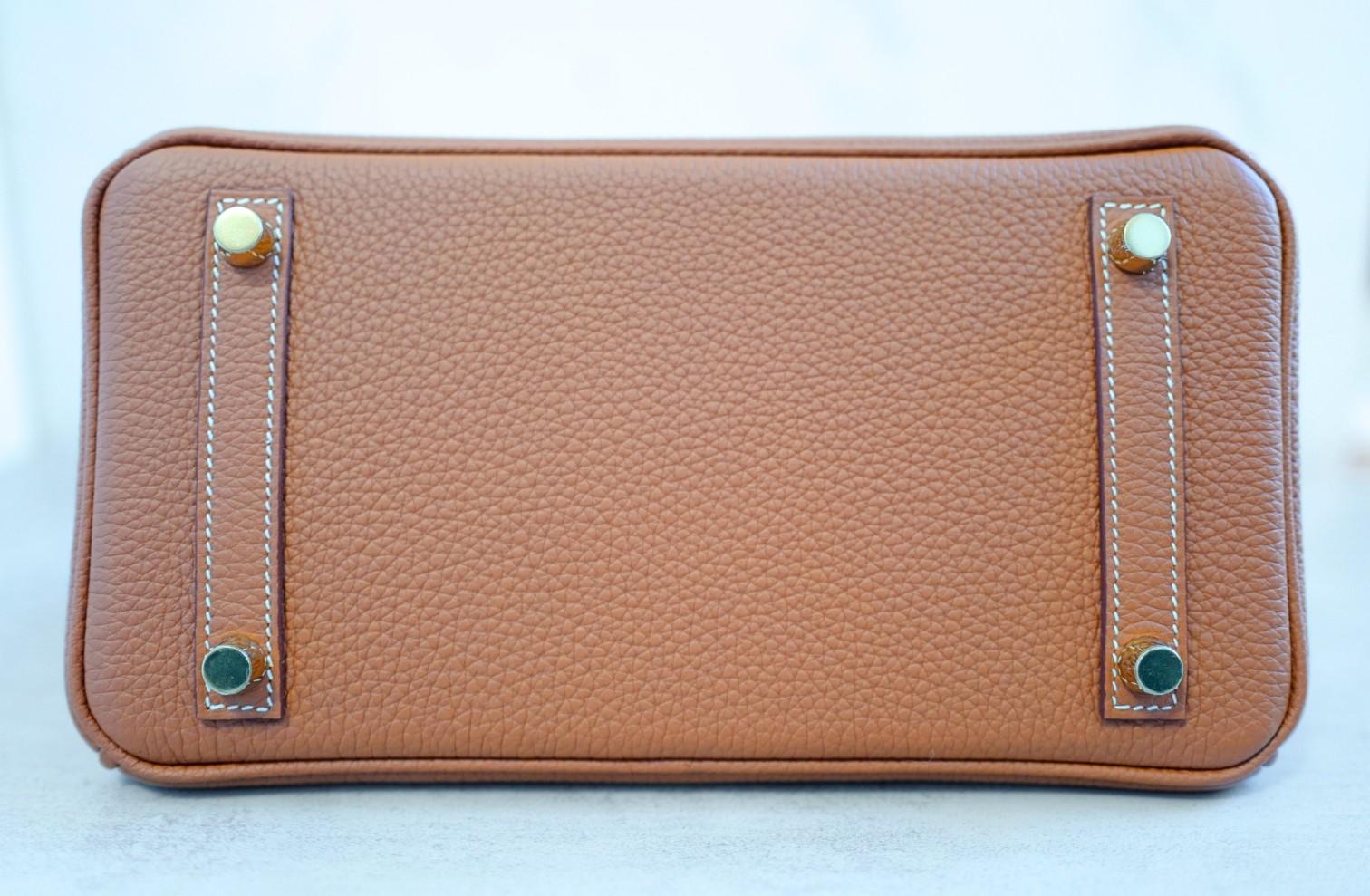 BNIB Hermès Birkin 25 Borsa in pelle Togo Oro con Hardware Oro Timbro K In condizioni Nuovo in vendita a Forest Park, GA