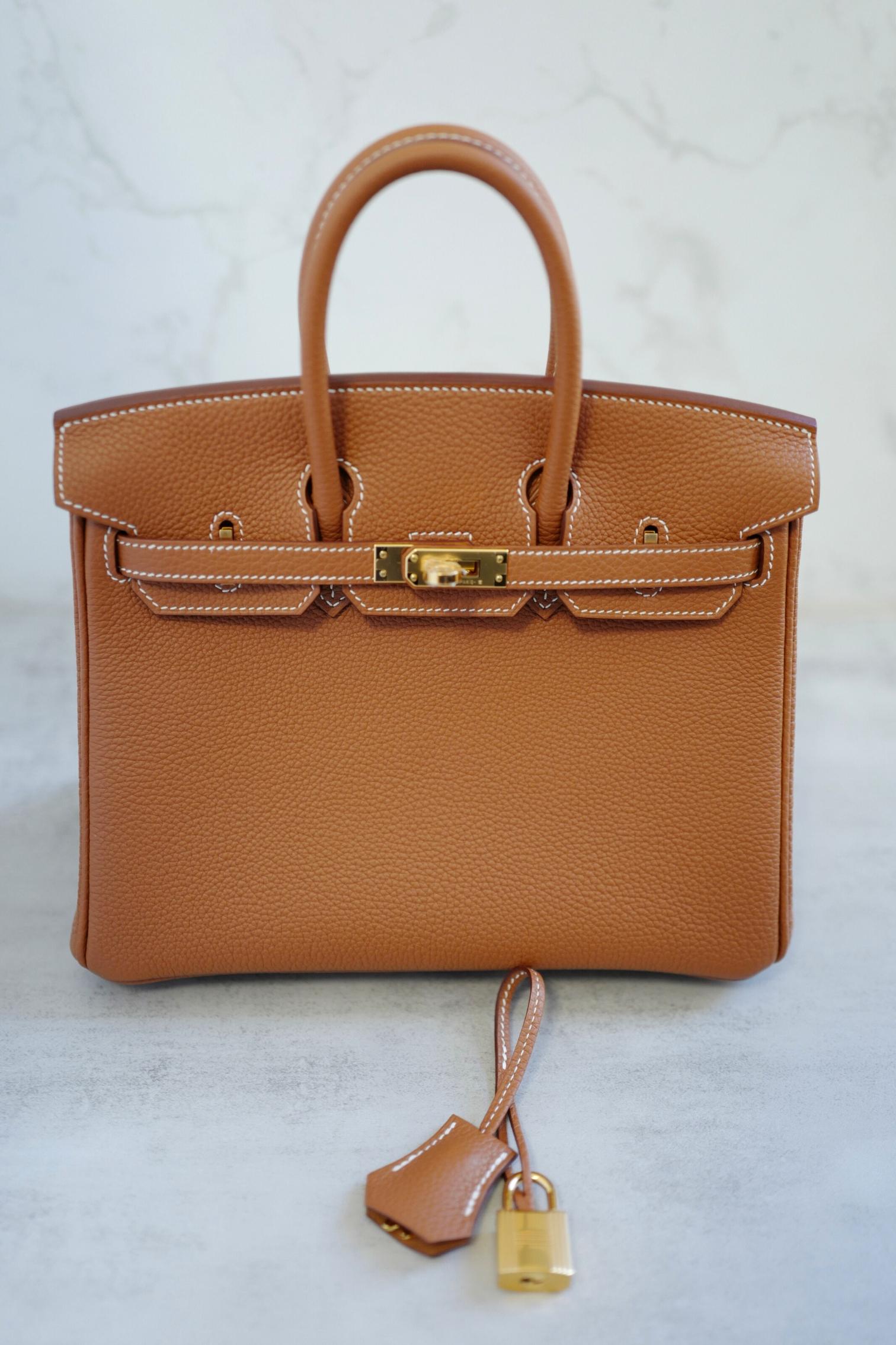 BNIB Hermès Birkin 25 Borsa in pelle Togo Oro con Hardware Oro Timbro K in vendita 4