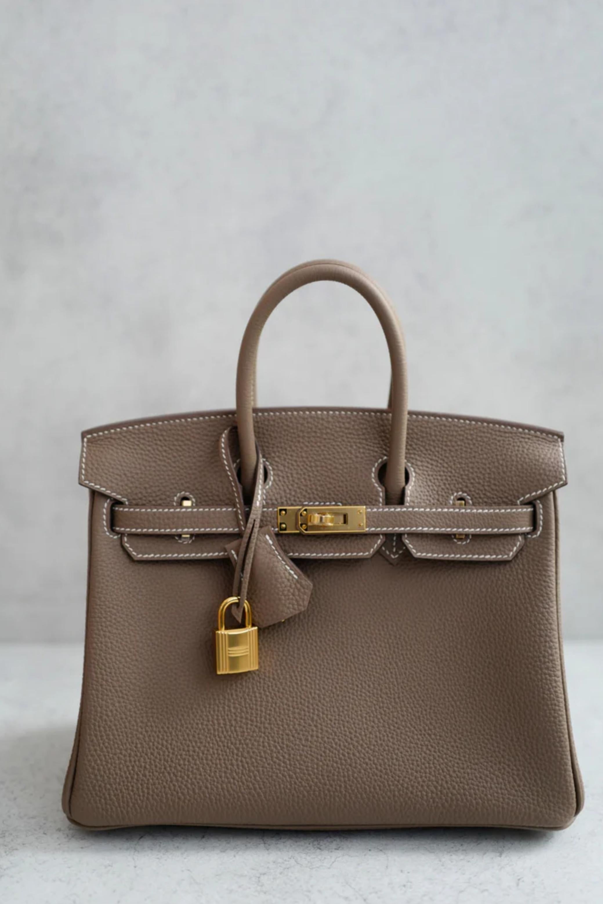BNIB Hermès Birkin 25 Etoupe In Pelle Togo Con Hardware Oro Timbro 2025 15