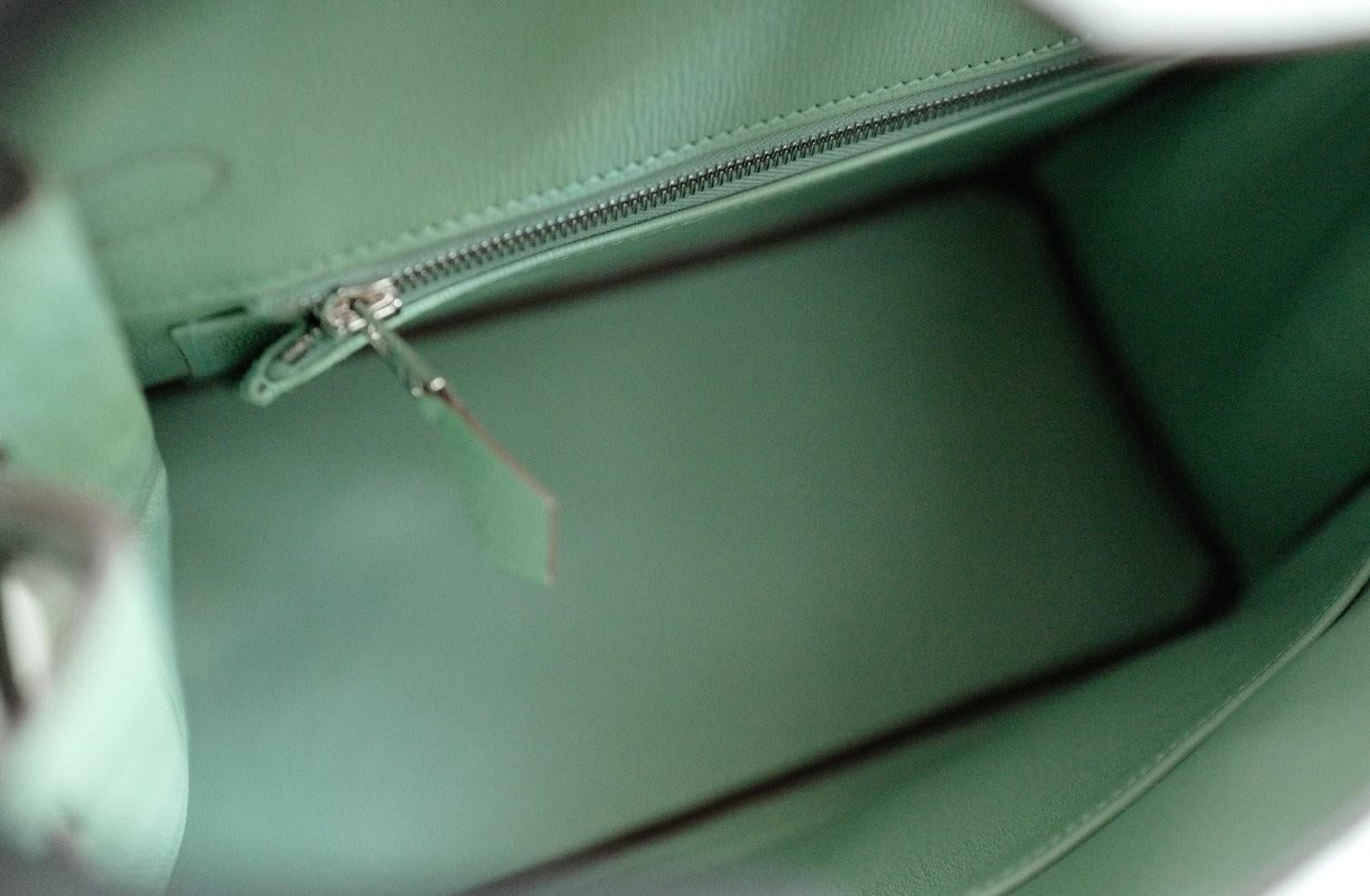 BNIB Hermes Birkin 25 HSS Gris Perle/Vert D’eau Matte Crocodile Brushed Palladiu en venta 12