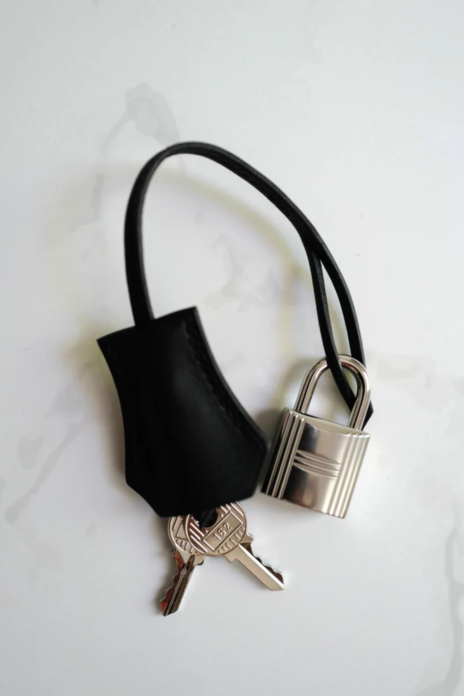 BNIB Hermès Birkin Cargo 25 Toile H/Veau Swift Ecru Noir/Noir PHW 2025 in vendita 5