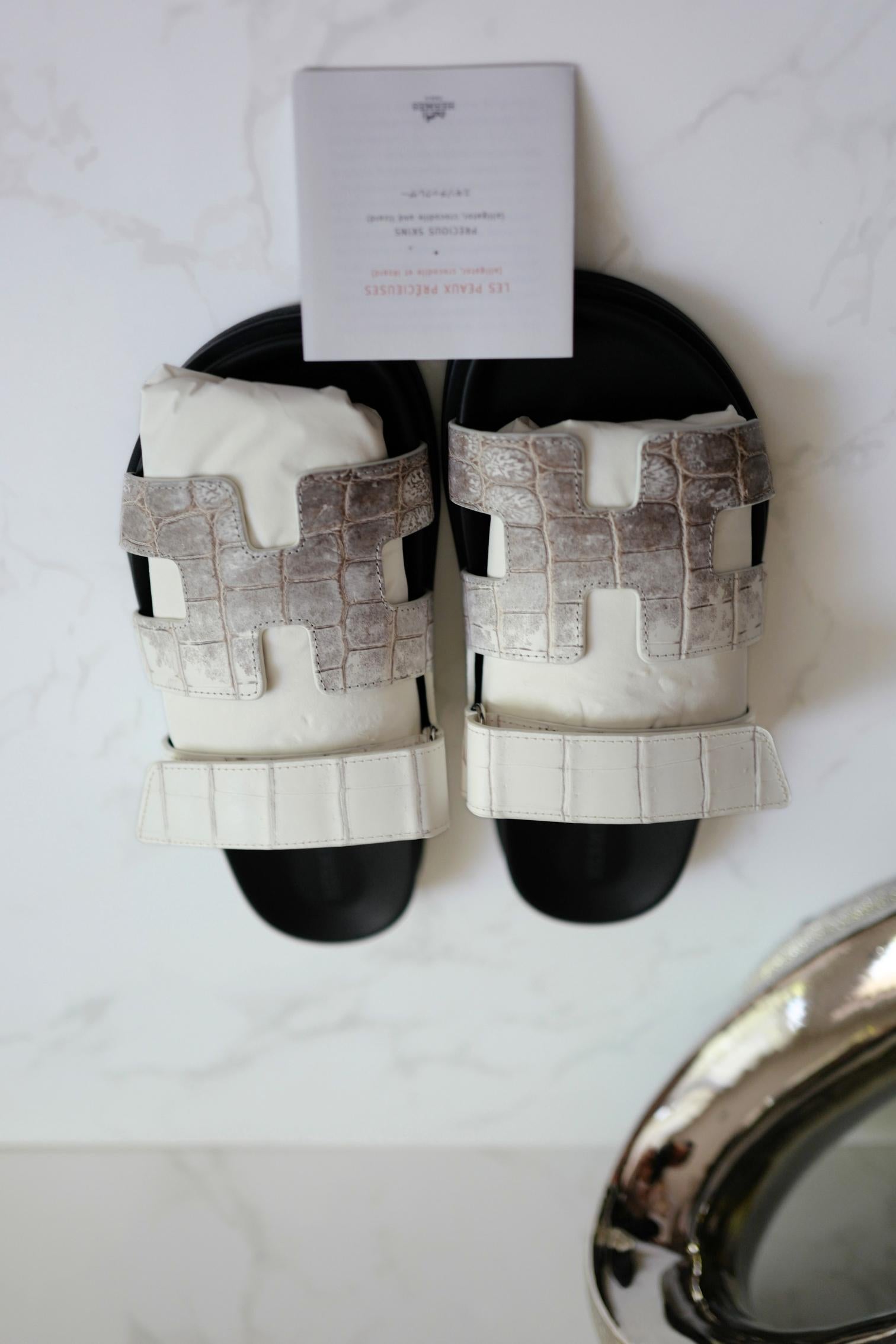 Nero BNIB Hermès Sandali Chypre Bianco Nilotico Coccodrillo Himalaya - Taglia 38 in vendita