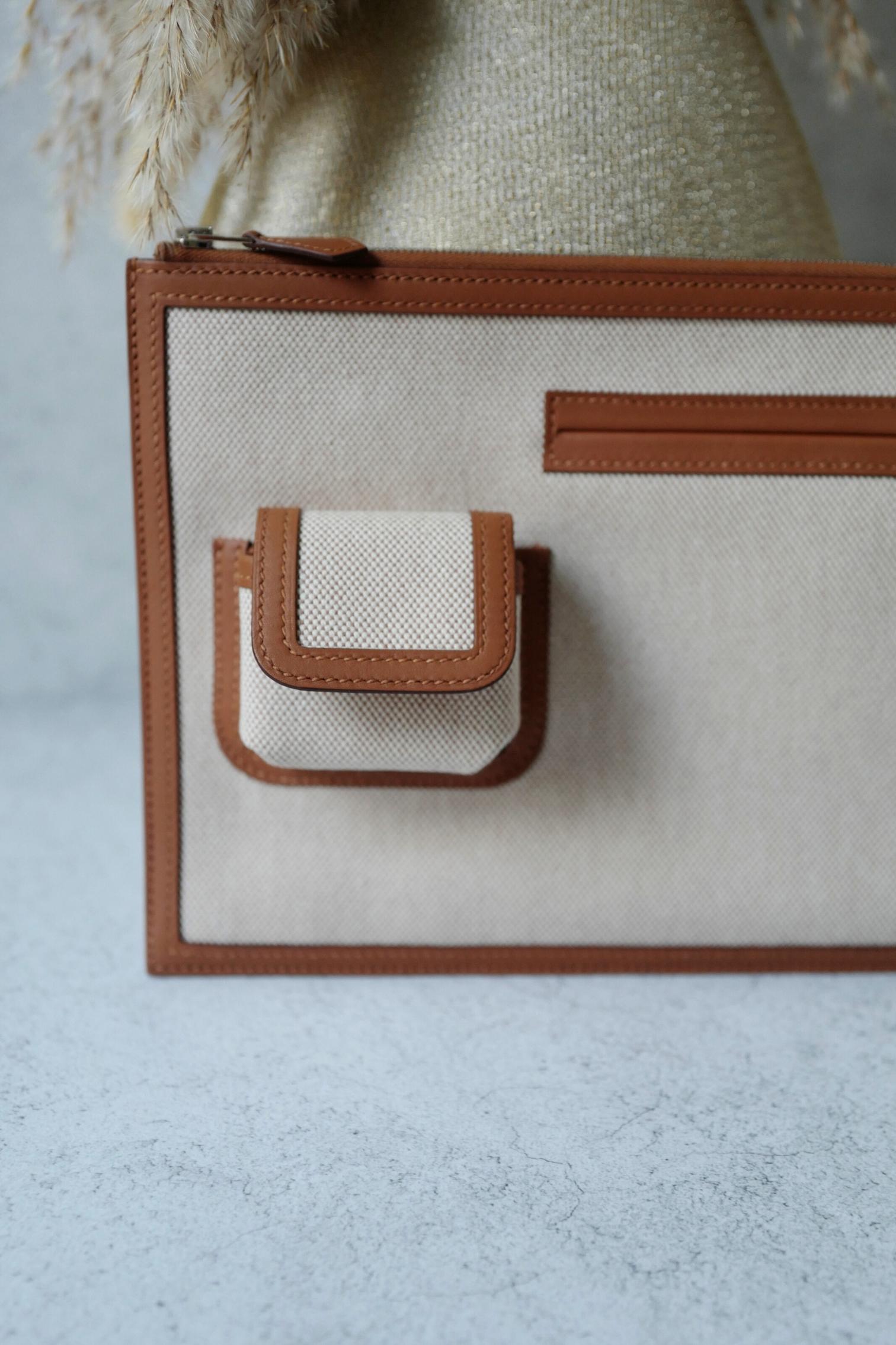 BNIB Hermès H Swift Canvas Cargo Travel Pouch in Ecru-Gold with Palladium HW For Sale 11