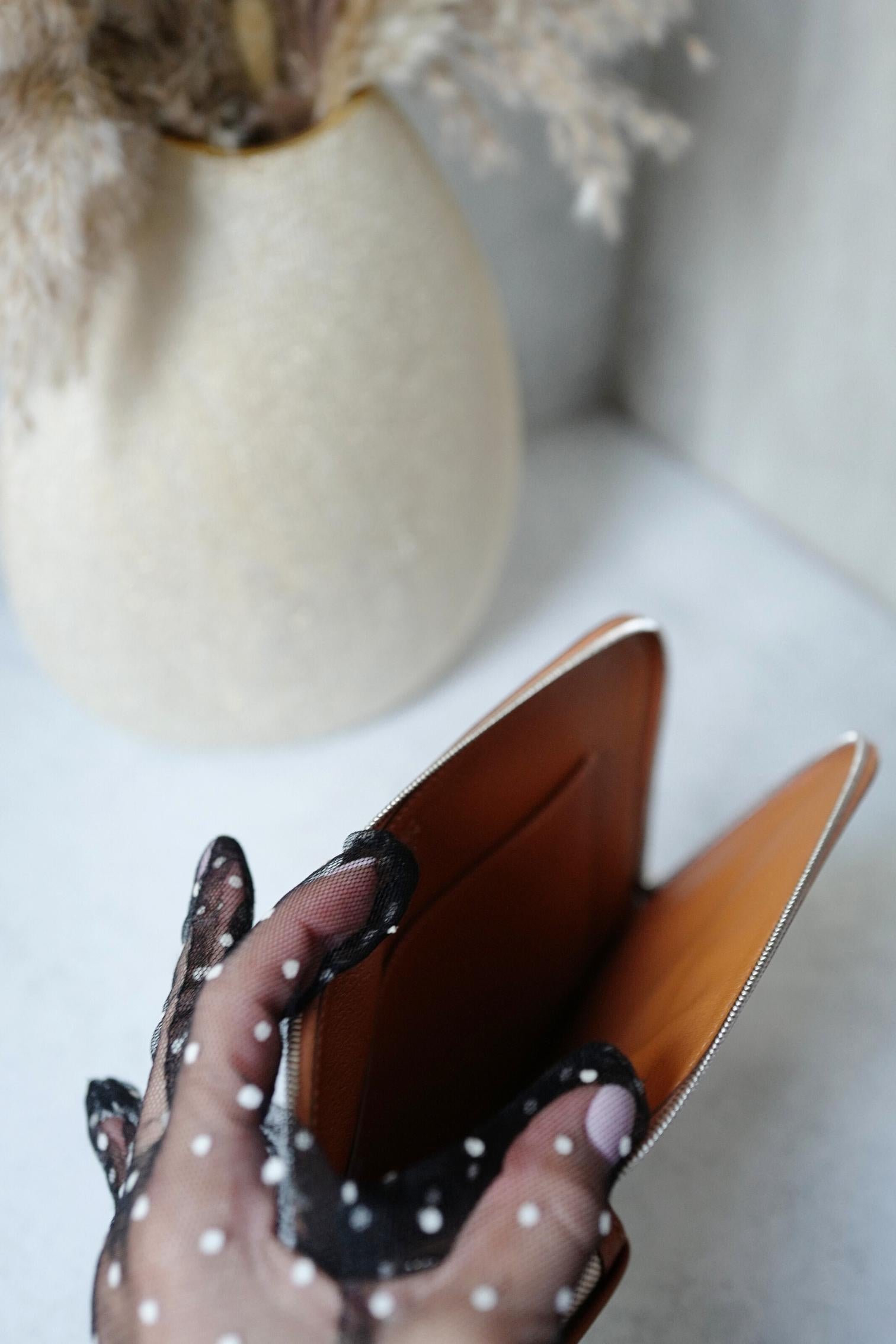 BNIB Hermès H Swift Canvas Cargo Travel Pouch in Ecru-Gold with Palladium HW For Sale 2