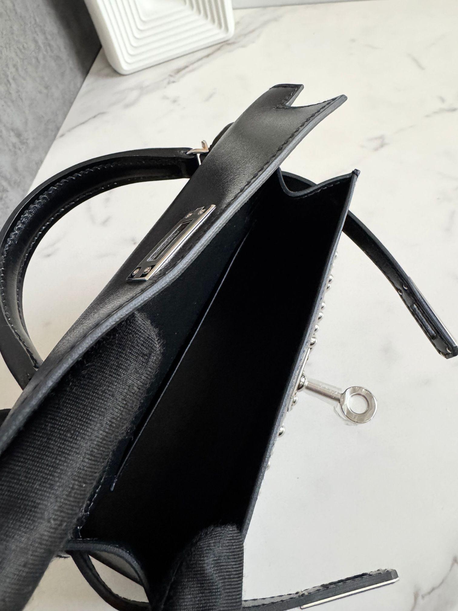 BNIB Hermès Kelly 20 Clouté beschlagen mit Palladium Hardware im Angebot 5