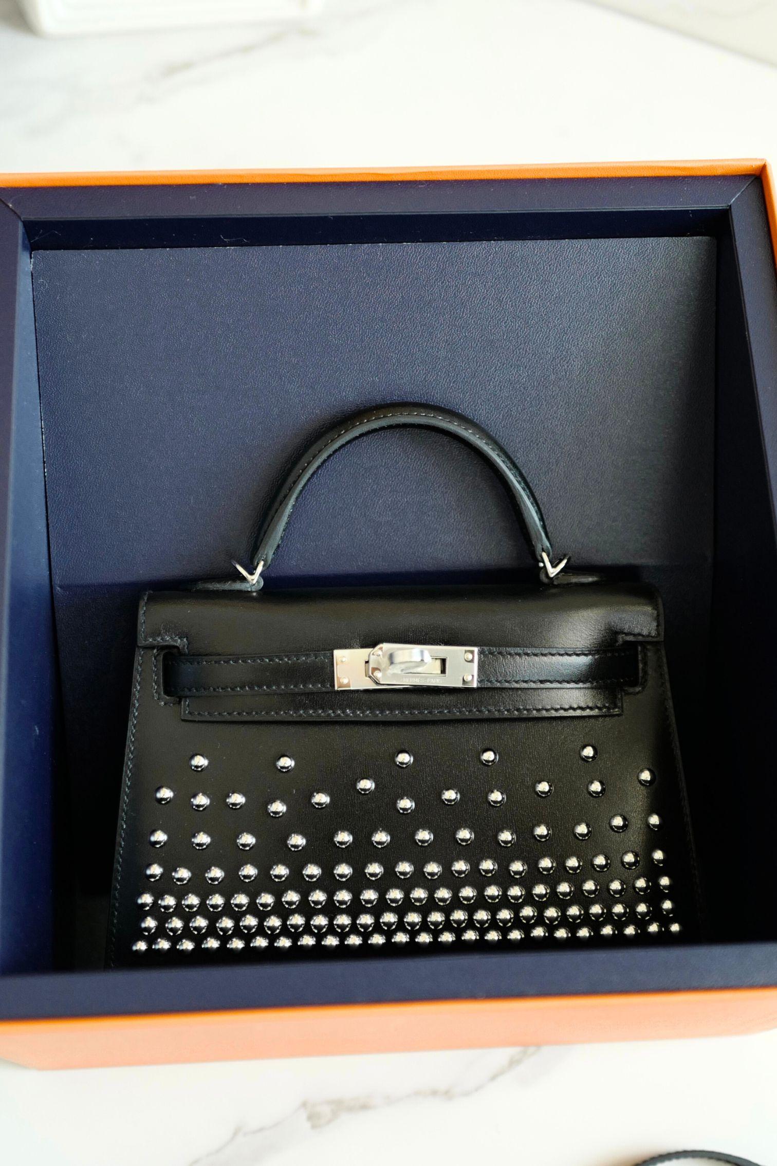 BNIB Hermès Kelly 20 Clouté beschlagen mit Palladium Hardware im Angebot 8