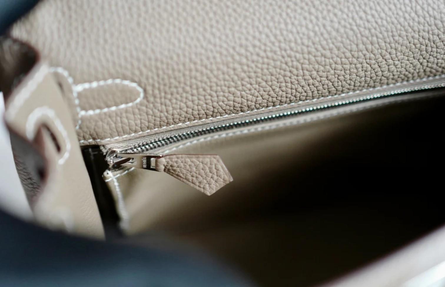 BNIB Hermes Kelly 25 Etoupe Togo Retourne Palladium HW Y 2020 NUOVO in vendita 4