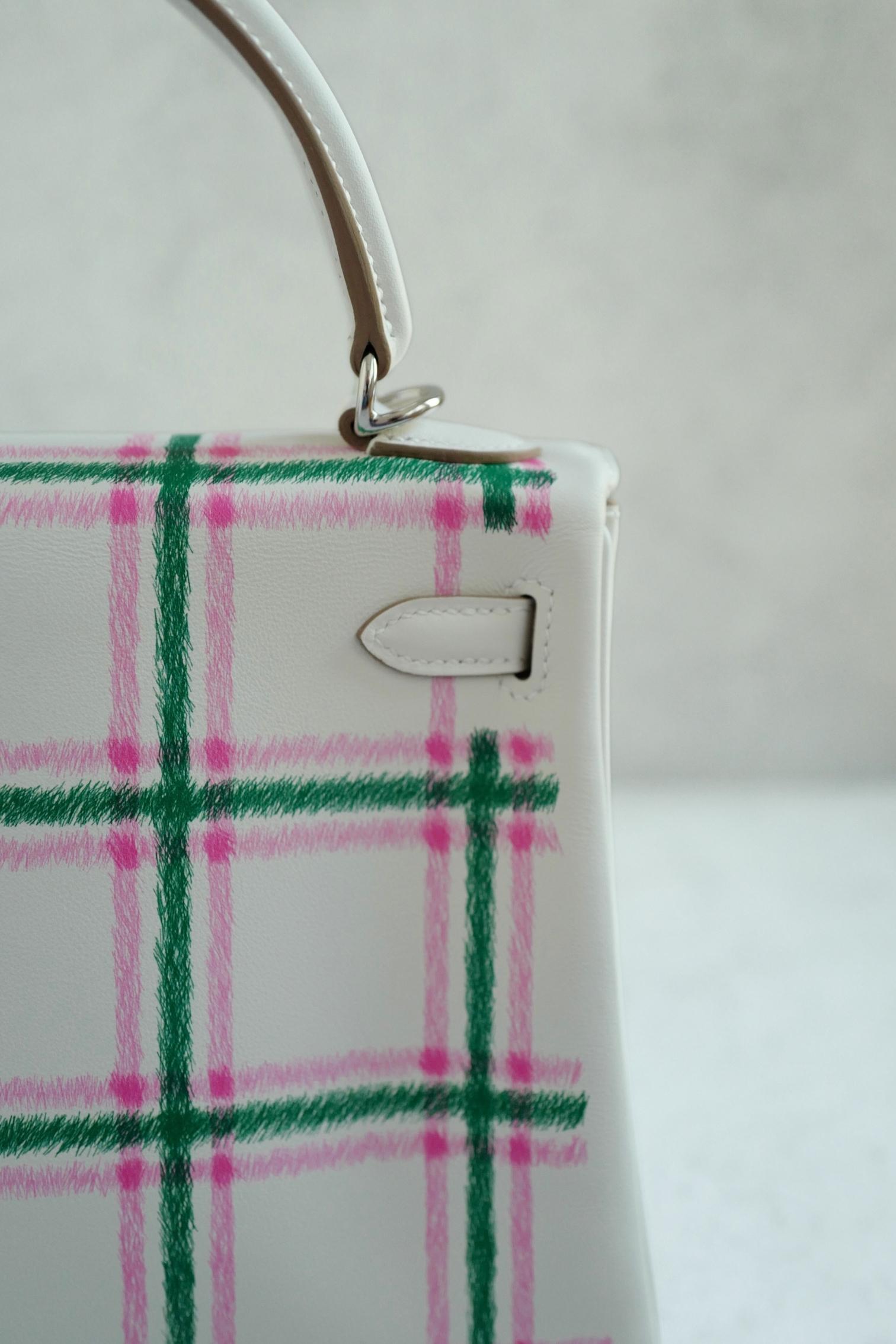 BNIB Hermès Kelly 25 Sellier Tartan Pattern White Leather Handbag PHW in vendita 13
