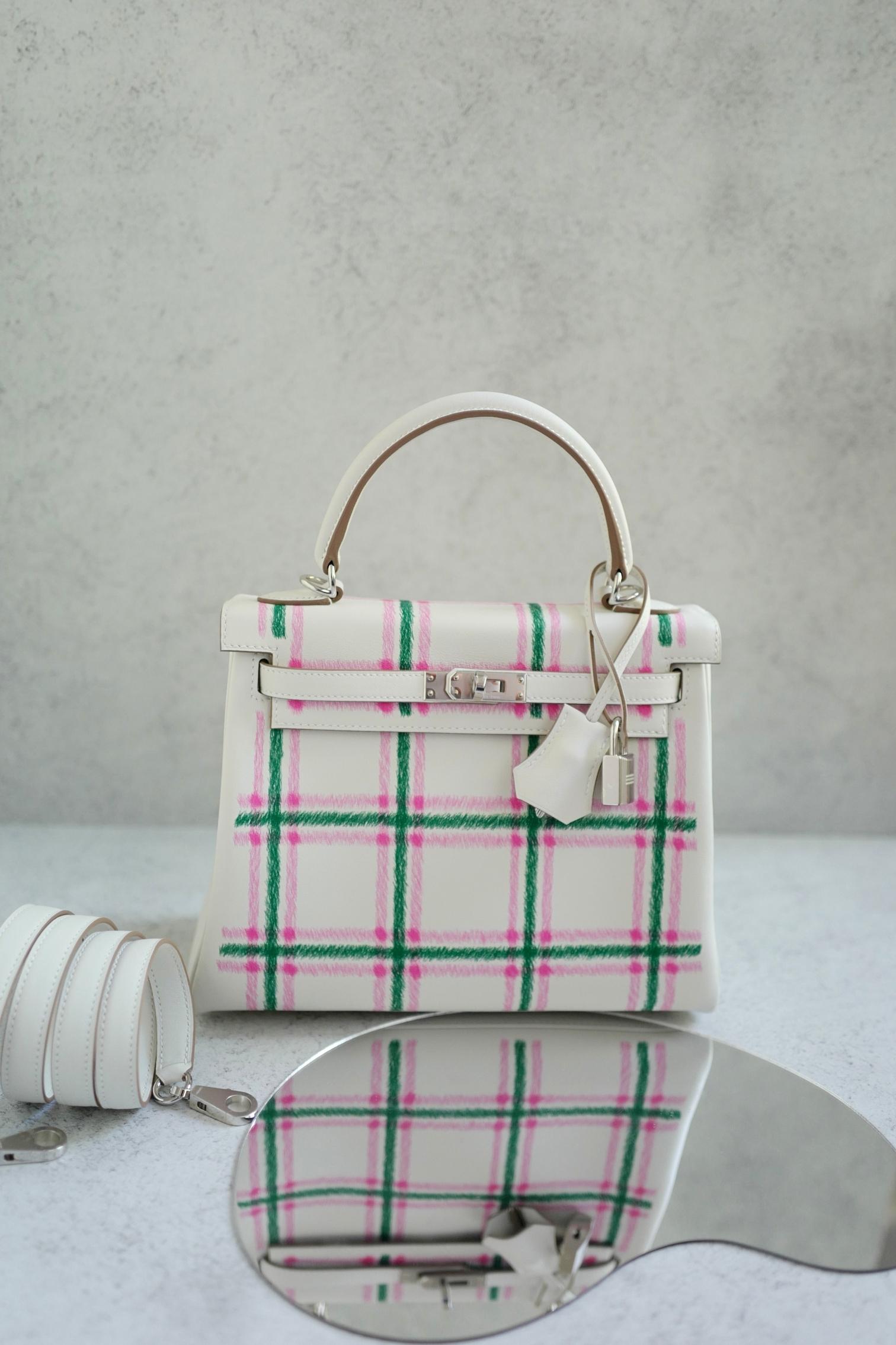BNIB Hermès Kelly 25 Sellier Tartan Pattern White Leather Handbag PHW in vendita 15