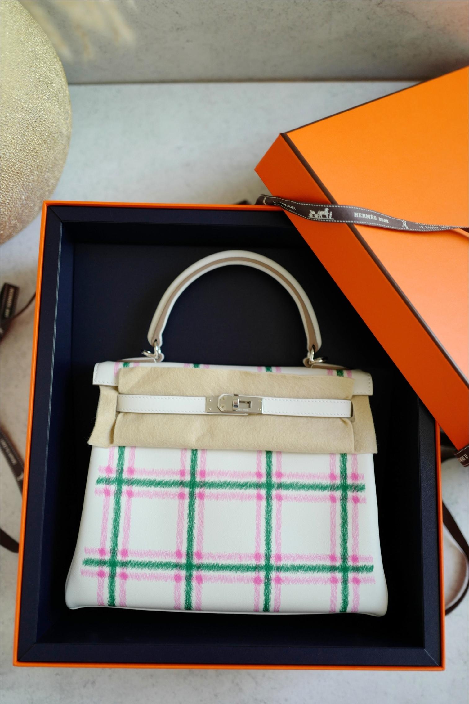 Bianco BNIB Hermès Kelly 25 Sellier Tartan Pattern White Leather Handbag PHW in vendita