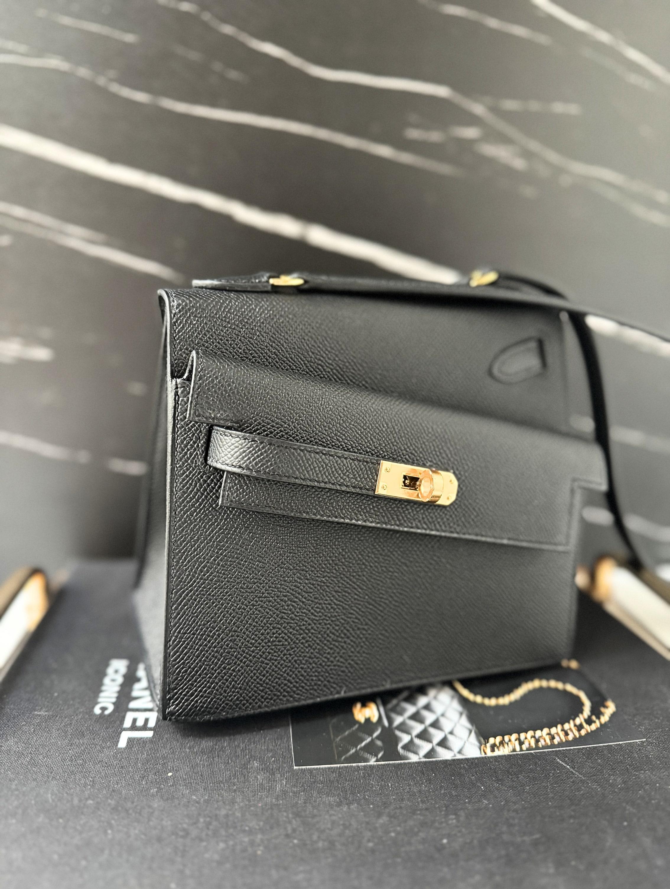 BNIB Hermès Kelly Désordre Cuir d'Epsom noir avec quincaillerie dorée en vente 13