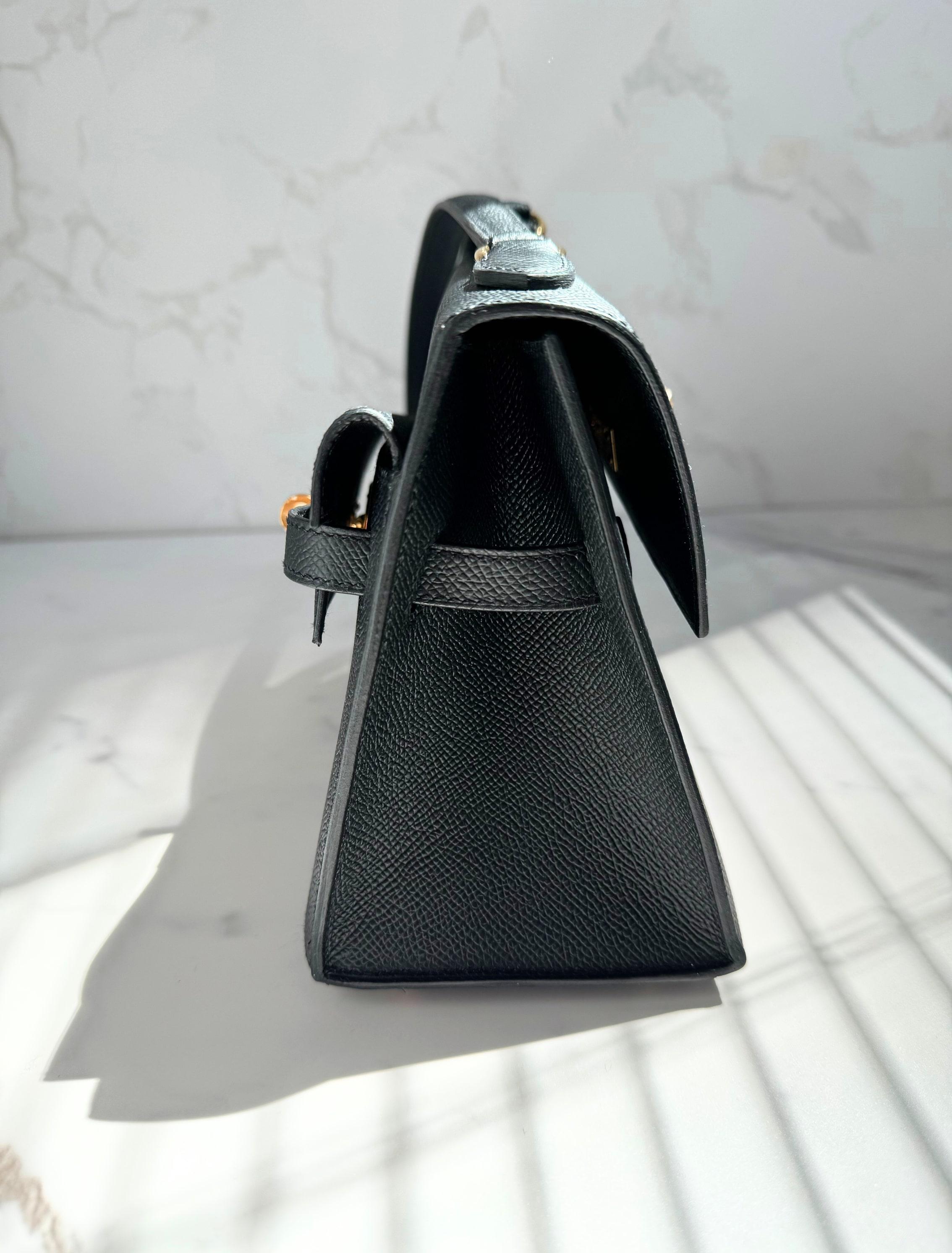 BNIB Hermès Kelly Désordre Cuir d'Epsom noir avec quincaillerie dorée Pour femmes en vente