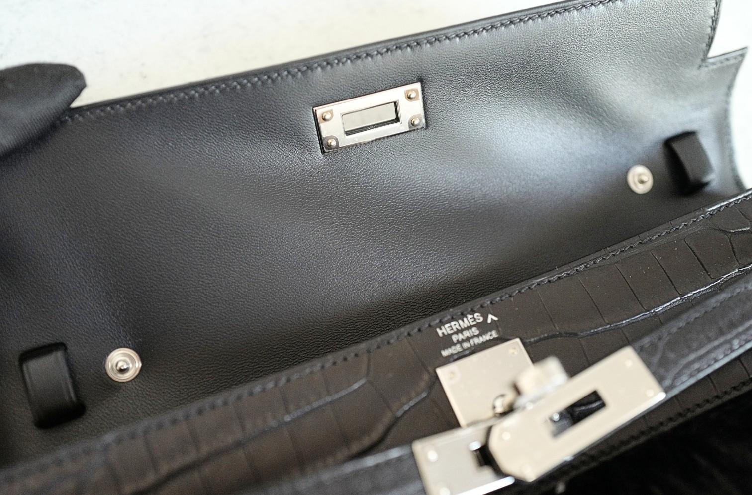 BNIB Hermès Kelly Elan Folie Noir Matte Porosus Crocodile Ostrich Feather PHW For Sale 6