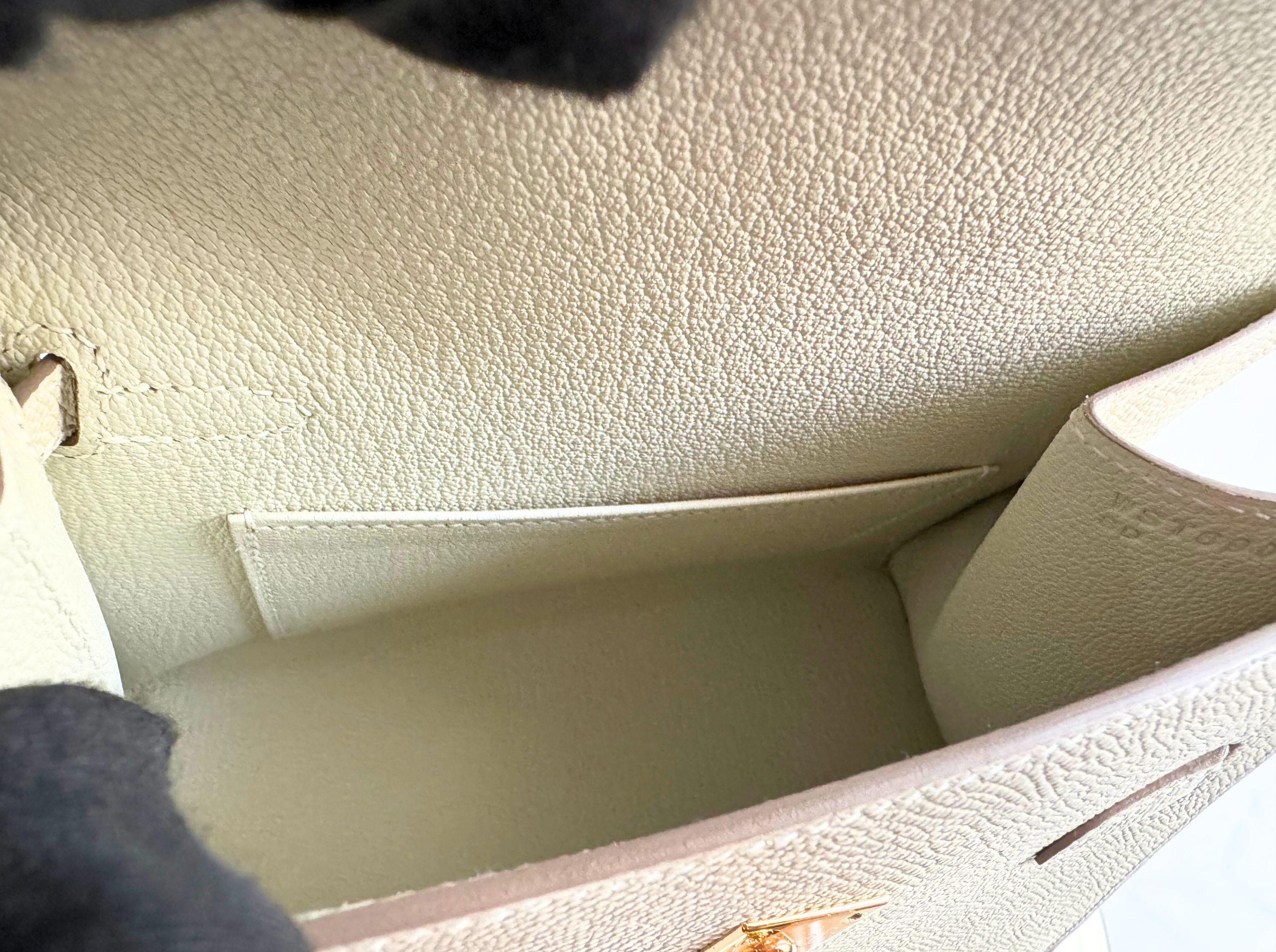 BNIB Hermes Kelly En Desordre Craie Epsom Gold HW Limited Edition For Sale 15