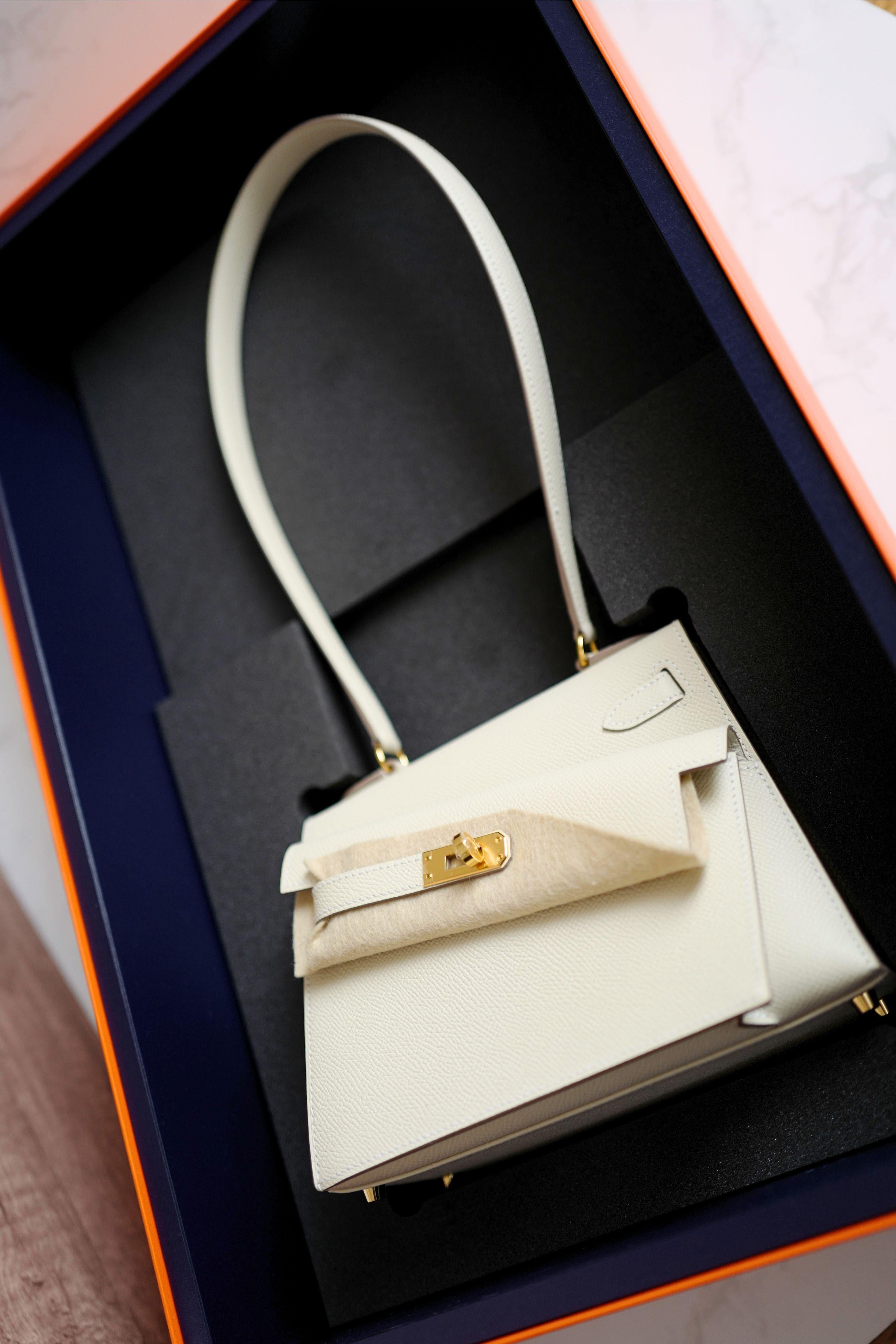 BNIB Hermes Kelly En Desordre Craie Epsom Gold HW Limited Edition For Sale 16