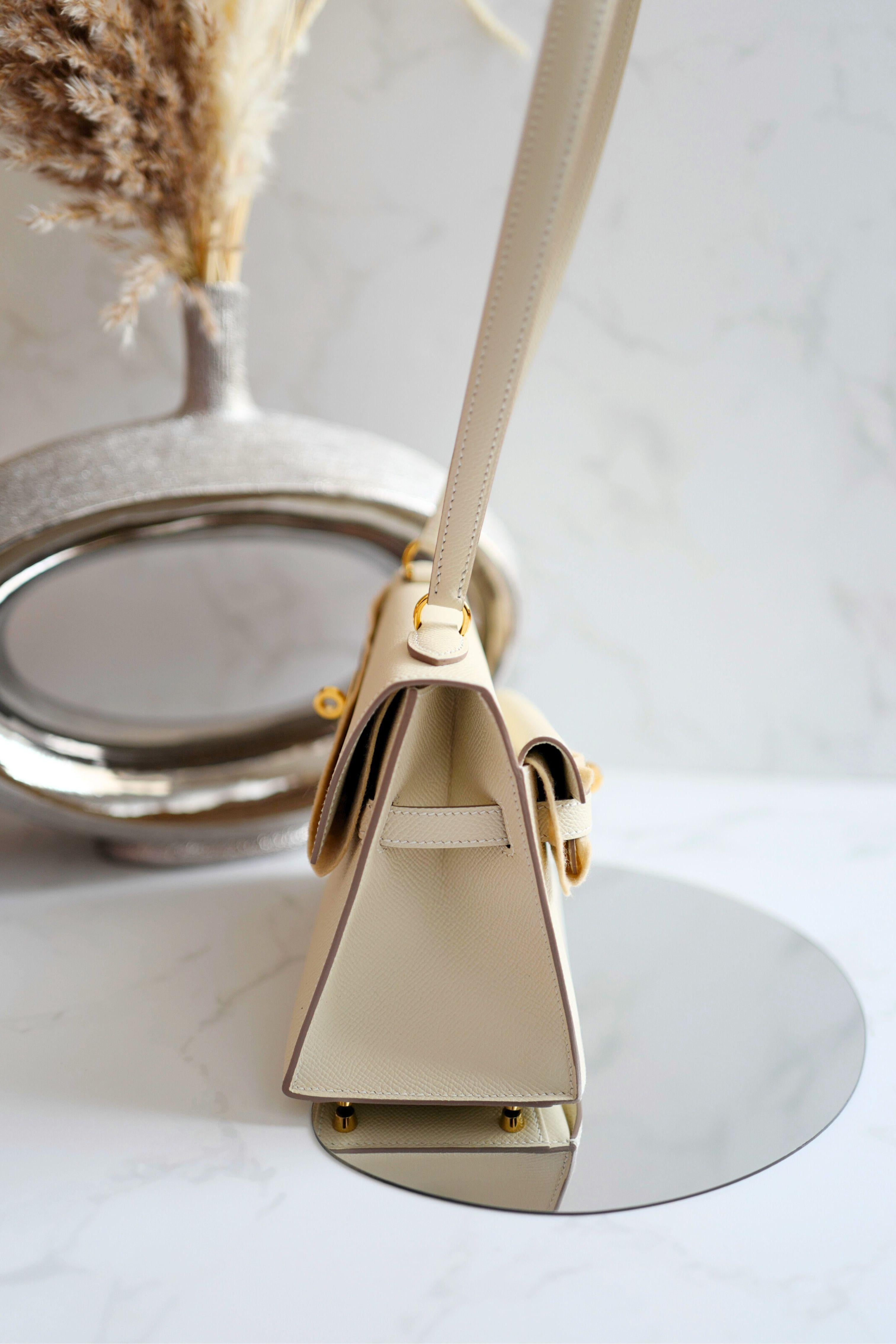 BNIB Hermes Kelly En Desordre Craie Epsom Gold HW Limited Edition For Sale 3