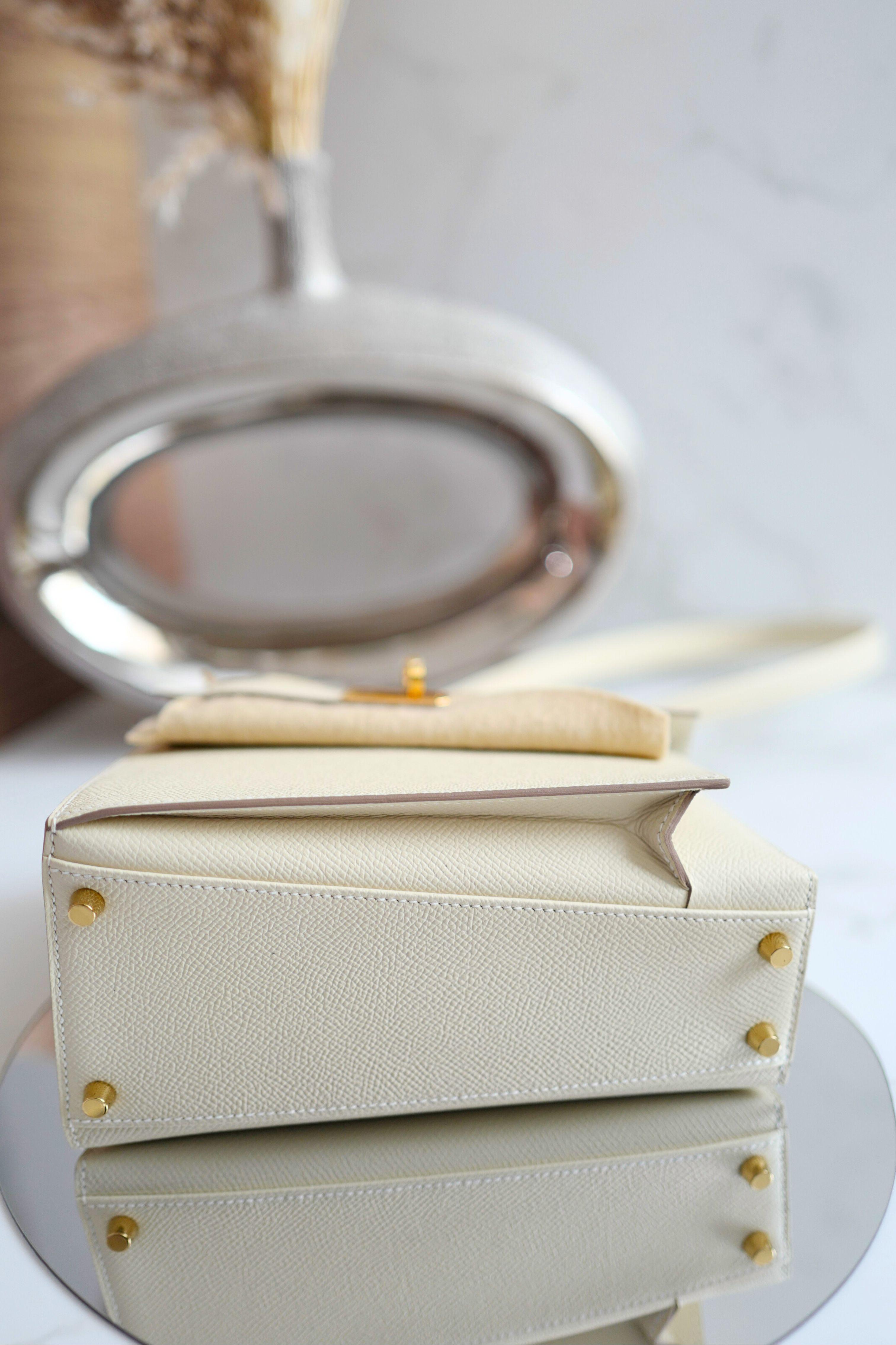 BNIB Hermes Kelly En Desordre Craie Epsom Gold HW Limited Edition For Sale 5