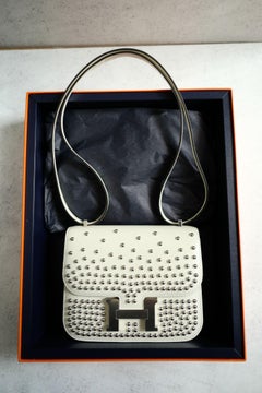 BNIB Hermès Mini Constance 18 Miroir Cloute Cream Calfskin So PHW G Stamp 2026
