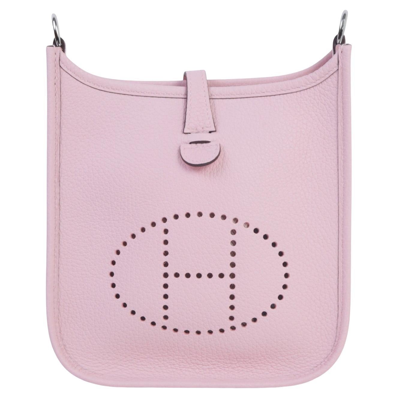 BNIB Hermès Mini Evelyne Bag Rose Sakura Clemence Leather Palladium Hardware in vendita