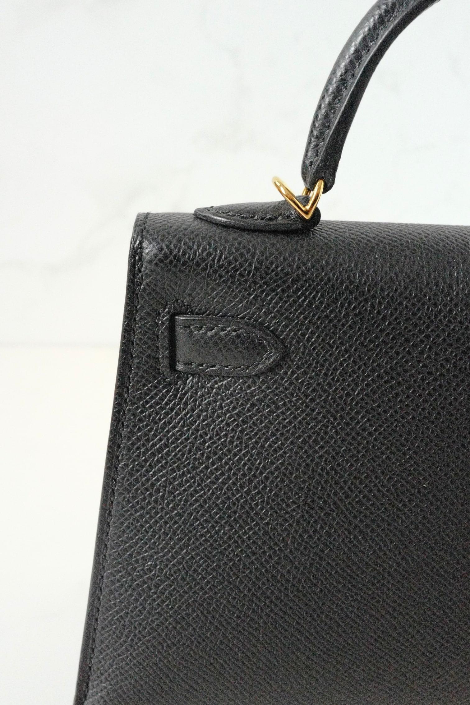 BNIB Hermès Mini Kelly 20 Black Epsom Leather with Gold Hardware Stamp W en venta 10