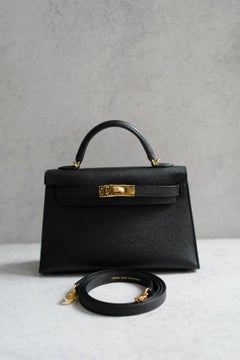BNIB Hermès Mini Kelly 20 Black Epsom Leather with Gold Hardware Stamp W