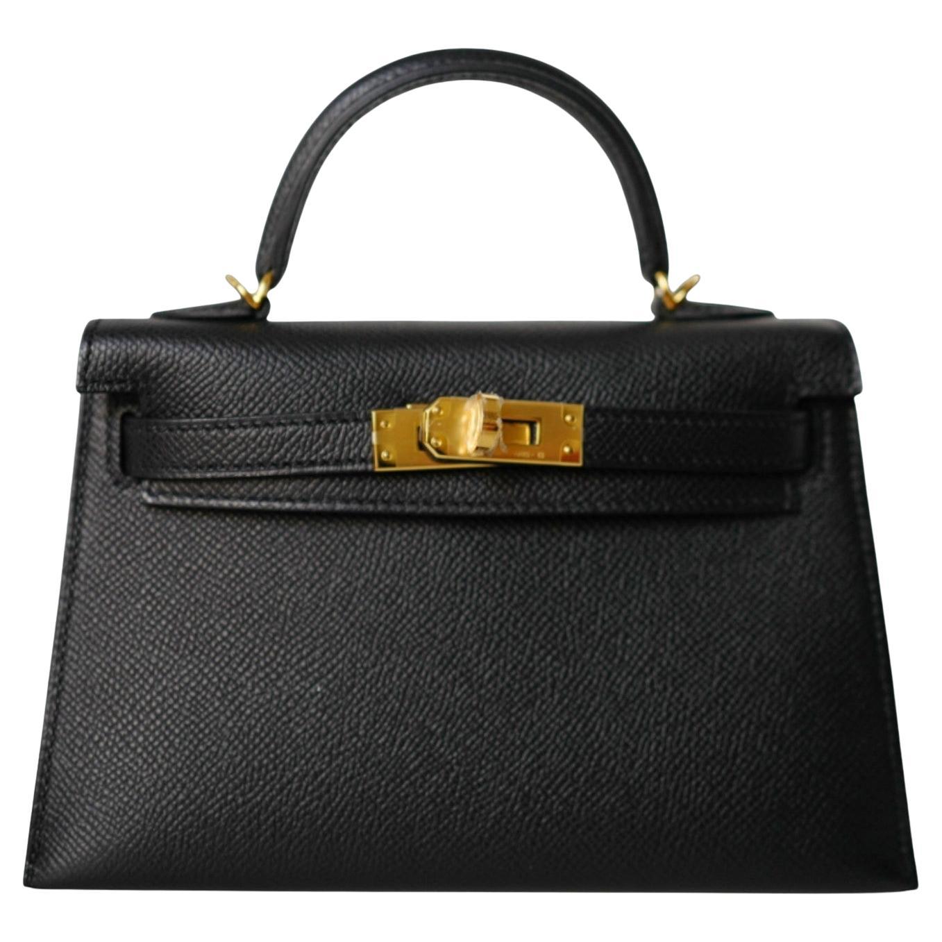 BNIB Hermès Mini Kelly 20 Black Epsom Leather with Gold Hardware Stamp W en venta