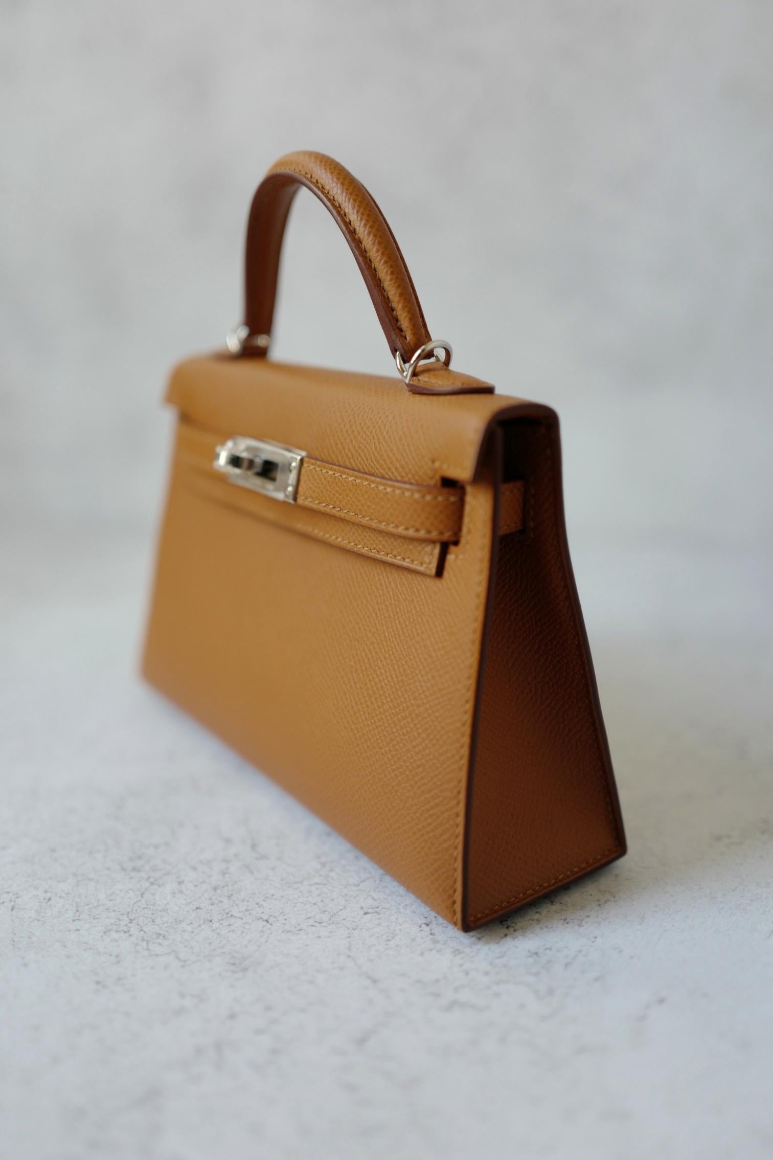 BNIB Hermès Mini Kelly 20 HSS Gold Epsom Leder Palladium Hardware 2025 im Angebot 11