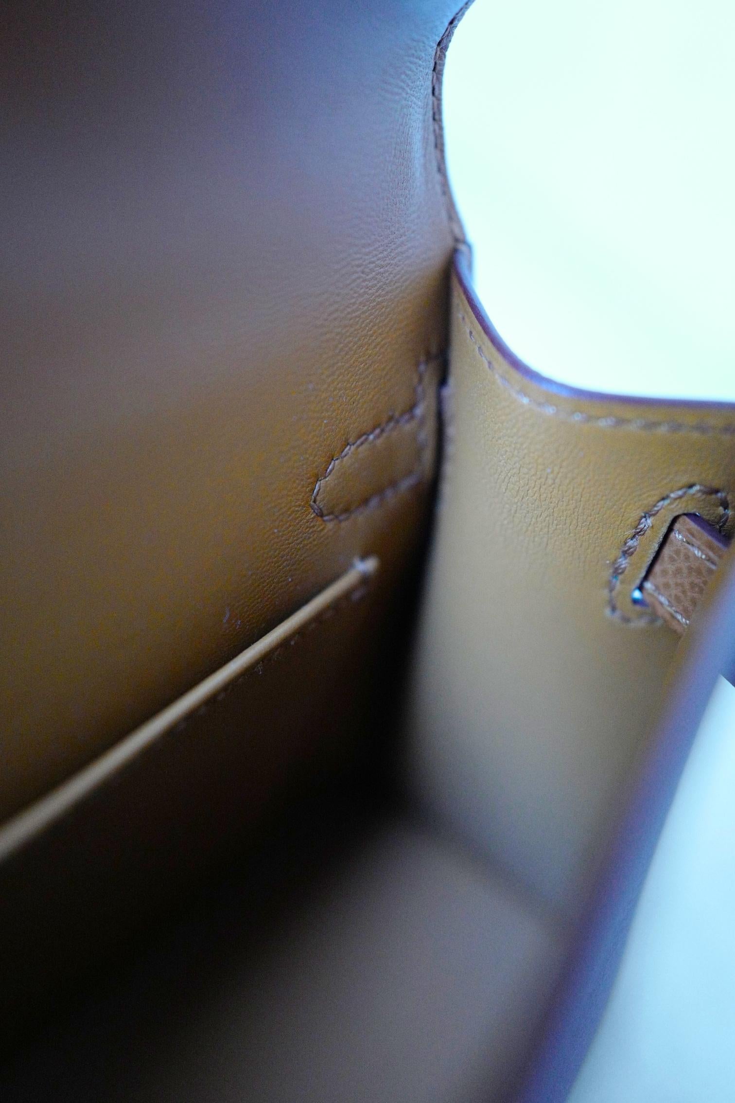BNIB Hermès Mini Kelly 20 HSS Gold Epsom Leder Palladium Hardware 2025 im Angebot 3