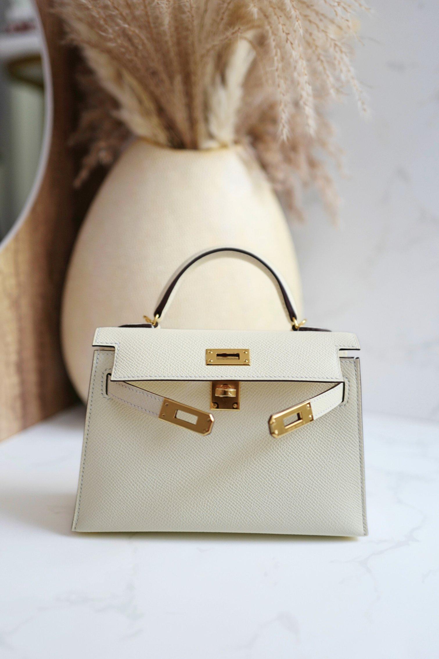 BNIB Hermès Mini Kelly 20 in Nata Epsom Leather Gold HW en venta 11