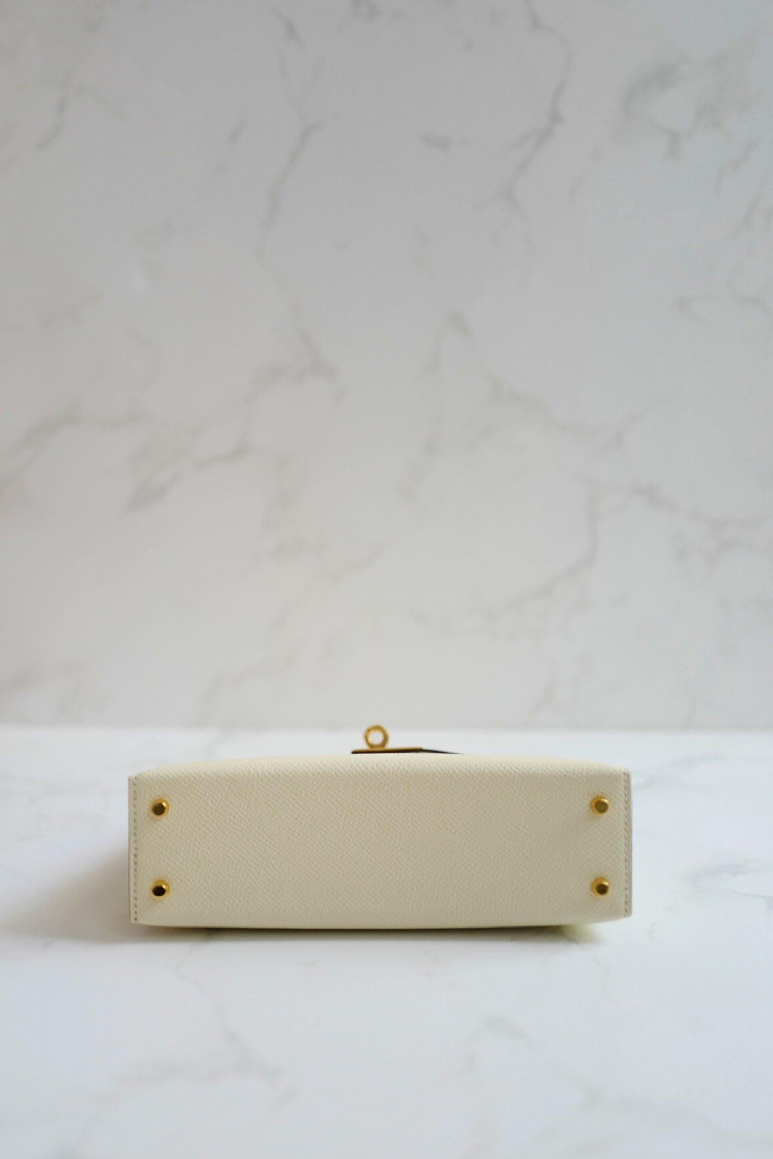 BNIB Hermès Mini Kelly 20 in Nata Epsom Leather Gold HW en venta 1