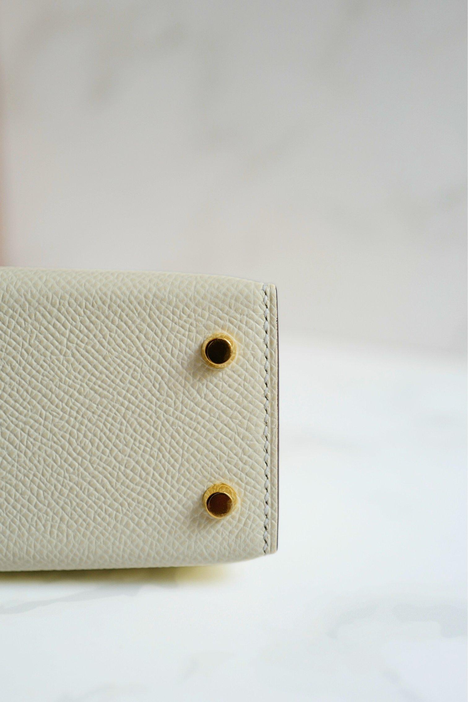 BNIB Hermès Mini Kelly 20 in Nata Epsom Leather Gold HW en venta 2