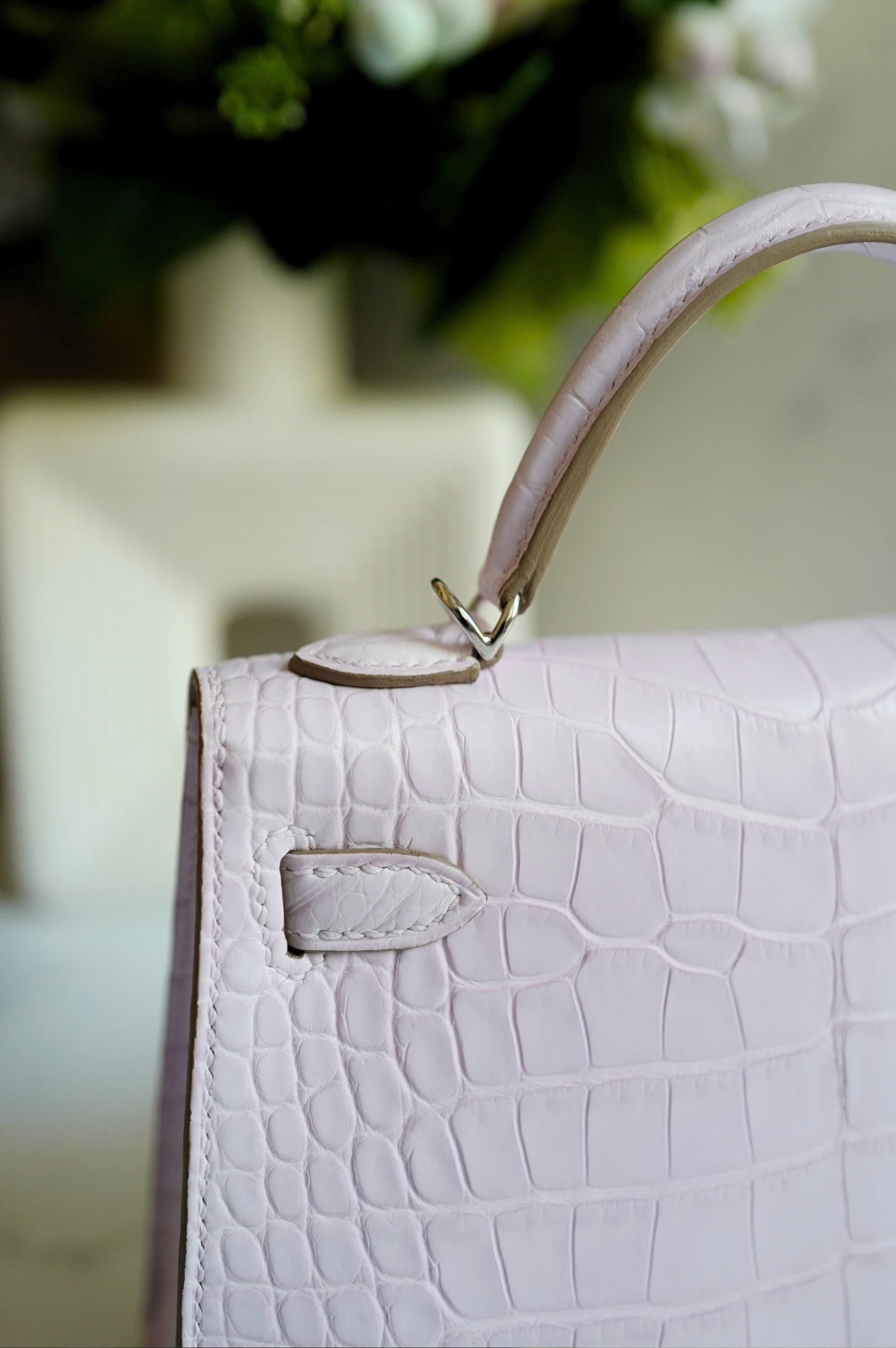 BNIB Hermès Mini Kelly 20 Mauve Pale Matte Alligator Palladium Hardware K Stamp in vendita 7