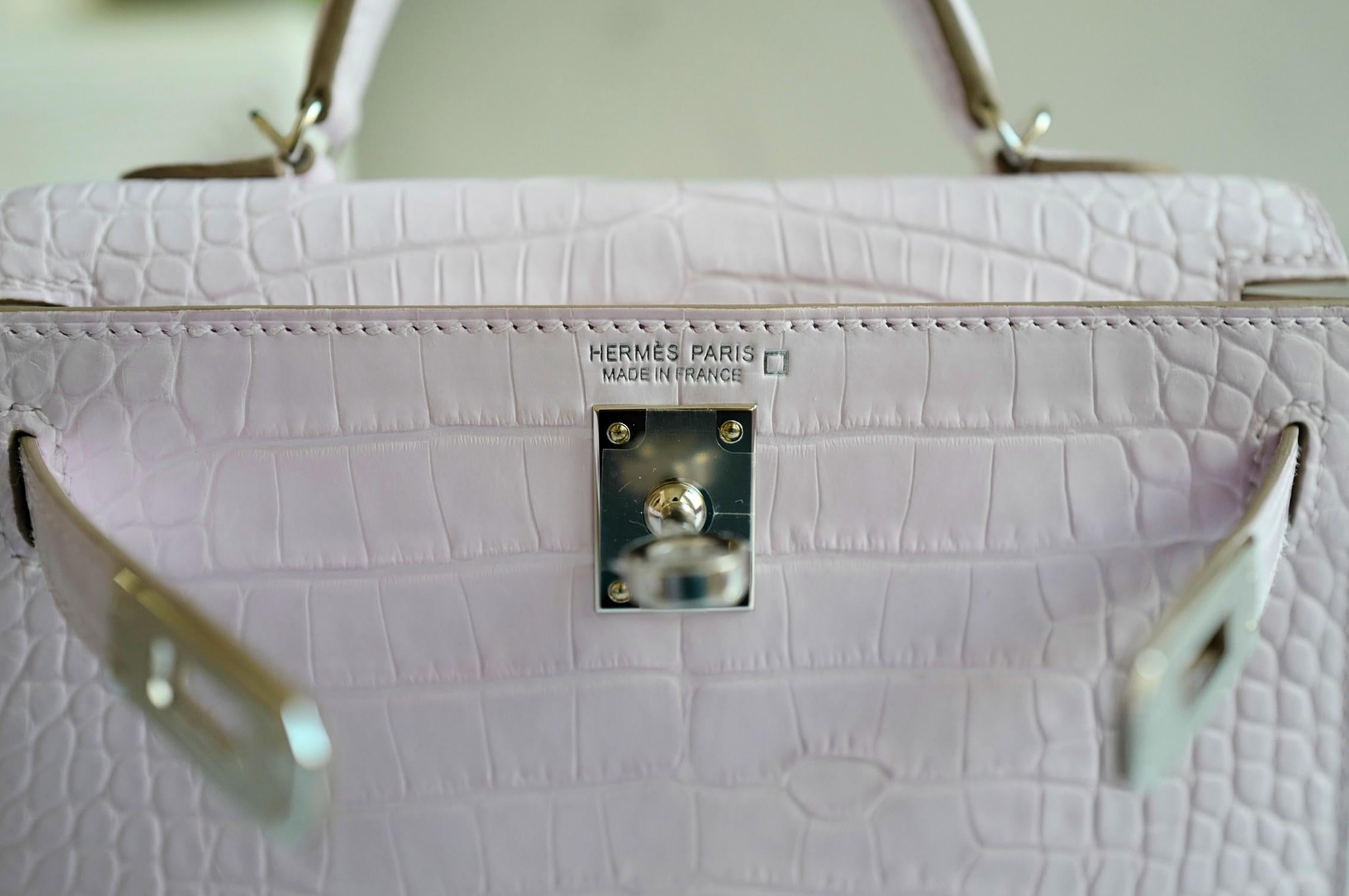 BNIB Hermès Mini Kelly 20 Mauve Pale Matte Alligator Palladium Hardware K Stamp in vendita 9