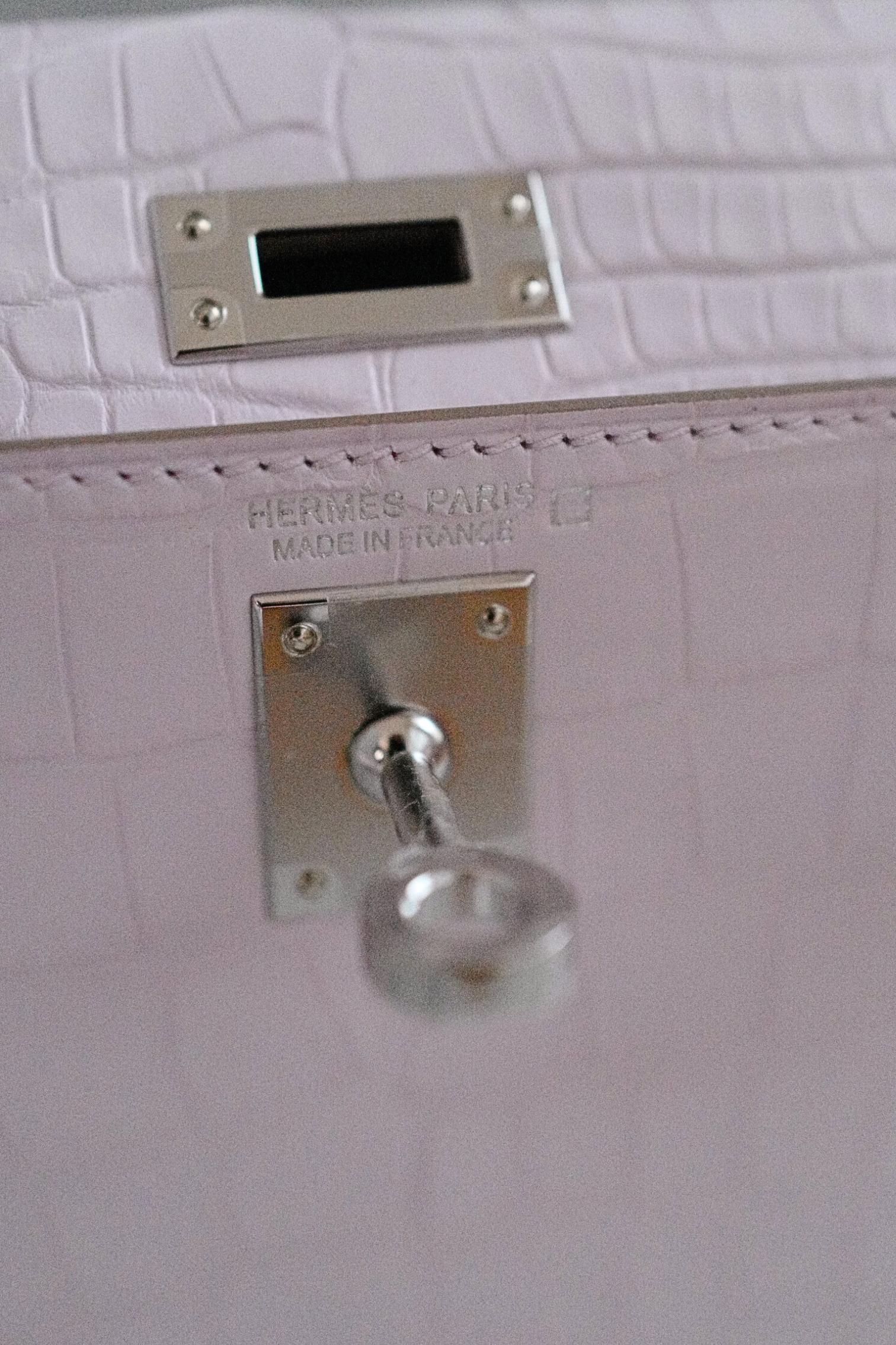 BNIB Hermès Mini Kelly 20 Mauve Pale Matte Alligator Palladium Hardware K Stempel im Angebot 13