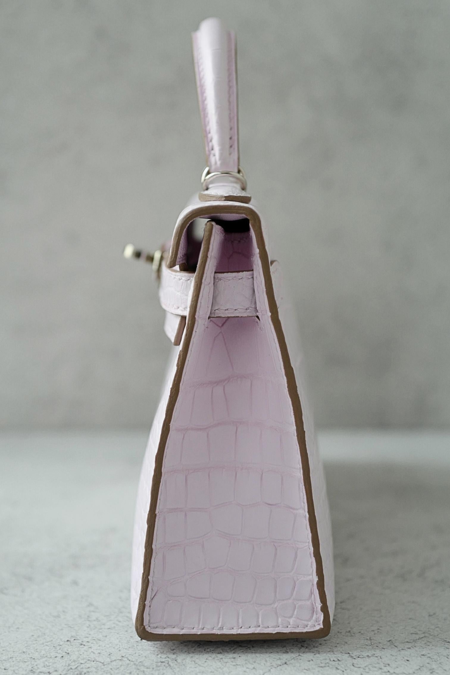 BNIB Hermès Mini Kelly 20 Mauve Pale Matte Alligator Palladium Hardware K Stempel (Grau) im Angebot