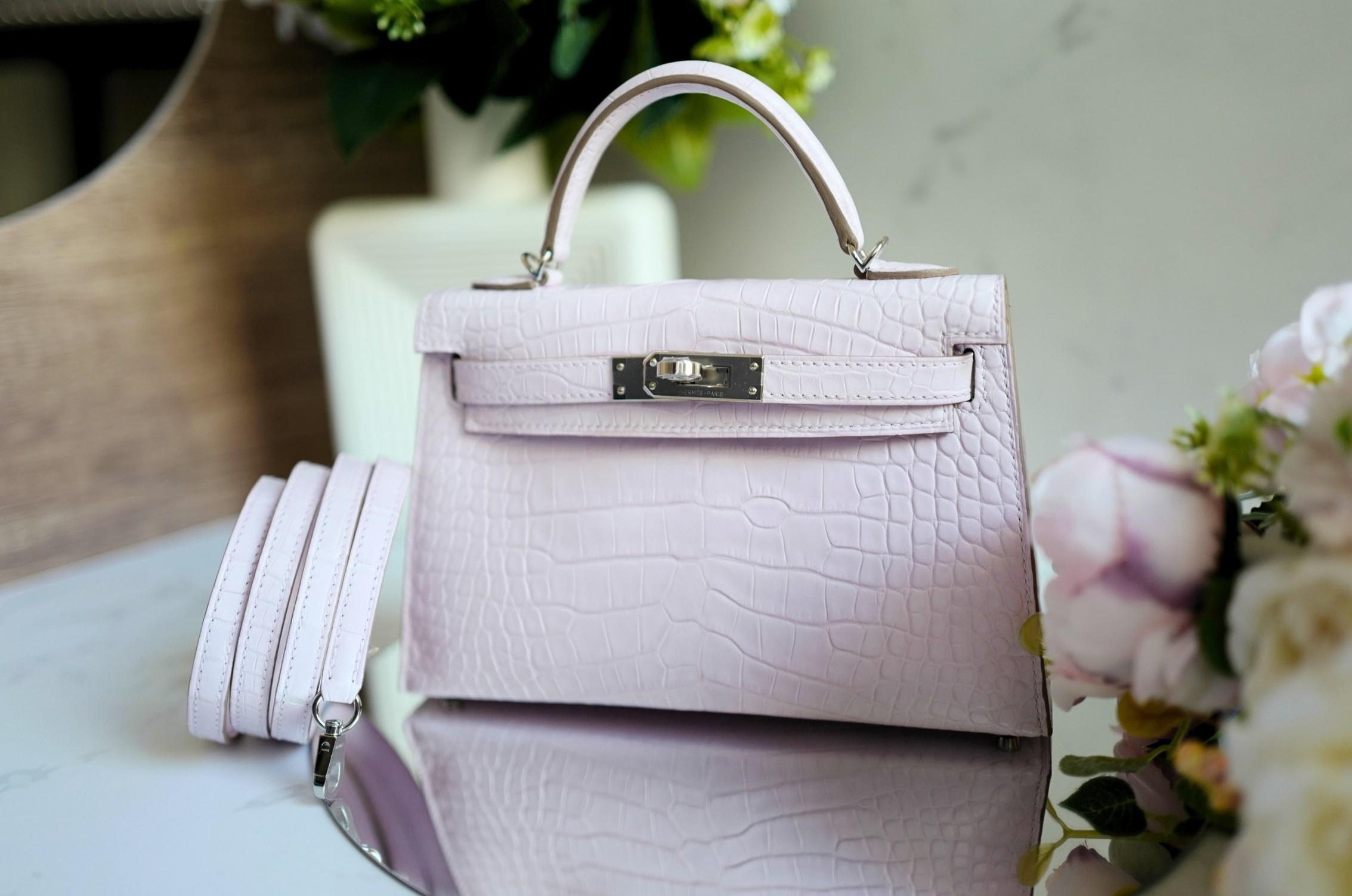 BNIB Hermès Mini Kelly 20 Mauve Pale Matte Alligator Palladium Hardware K Stamp in vendita 1